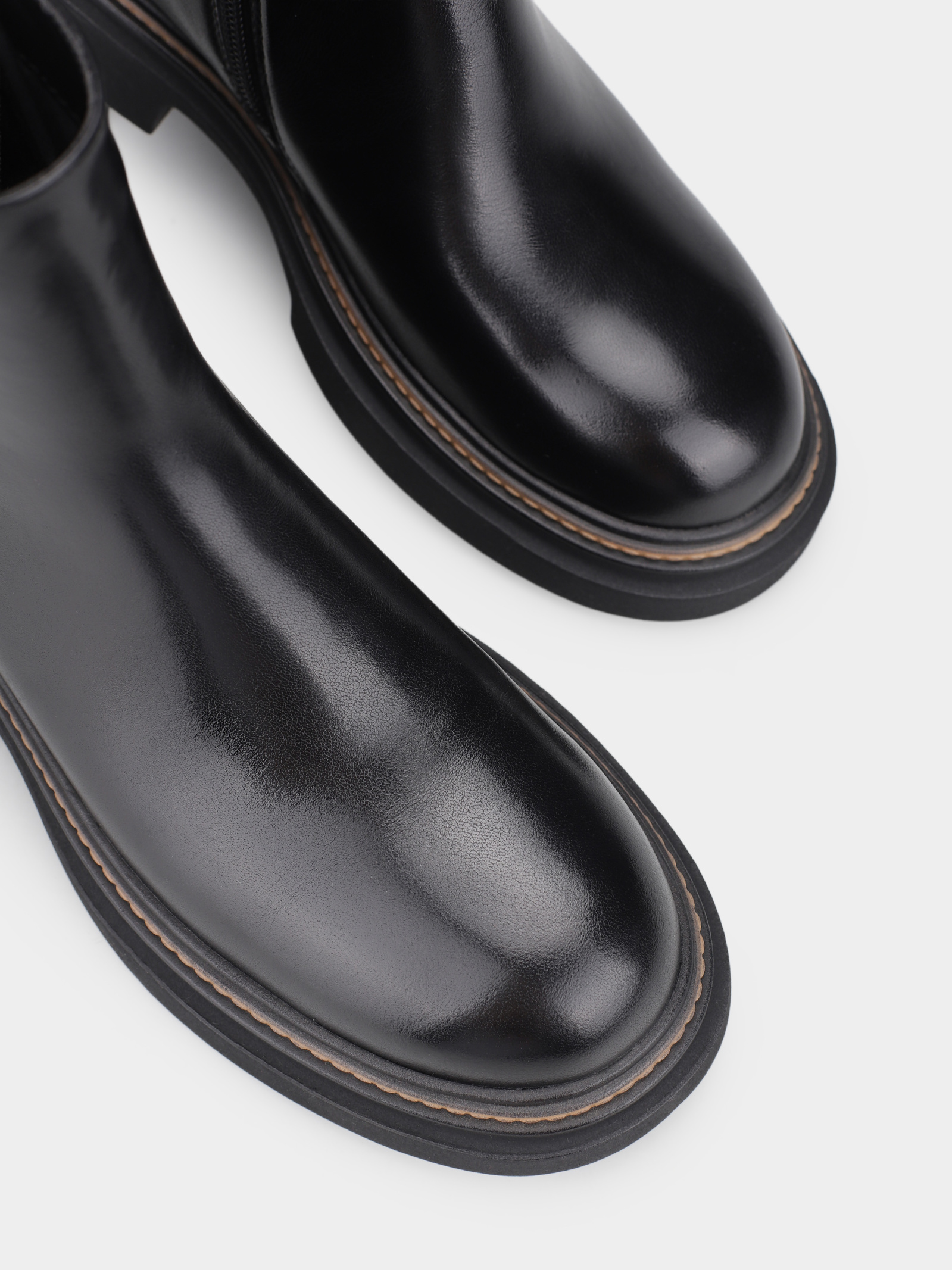 Черевики та чоботи Жіночі Braska