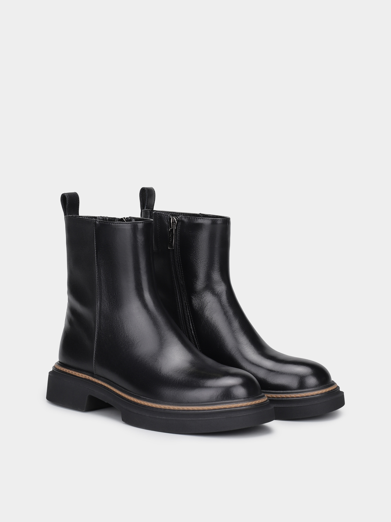 Черевики та чоботи Жіночі Braska