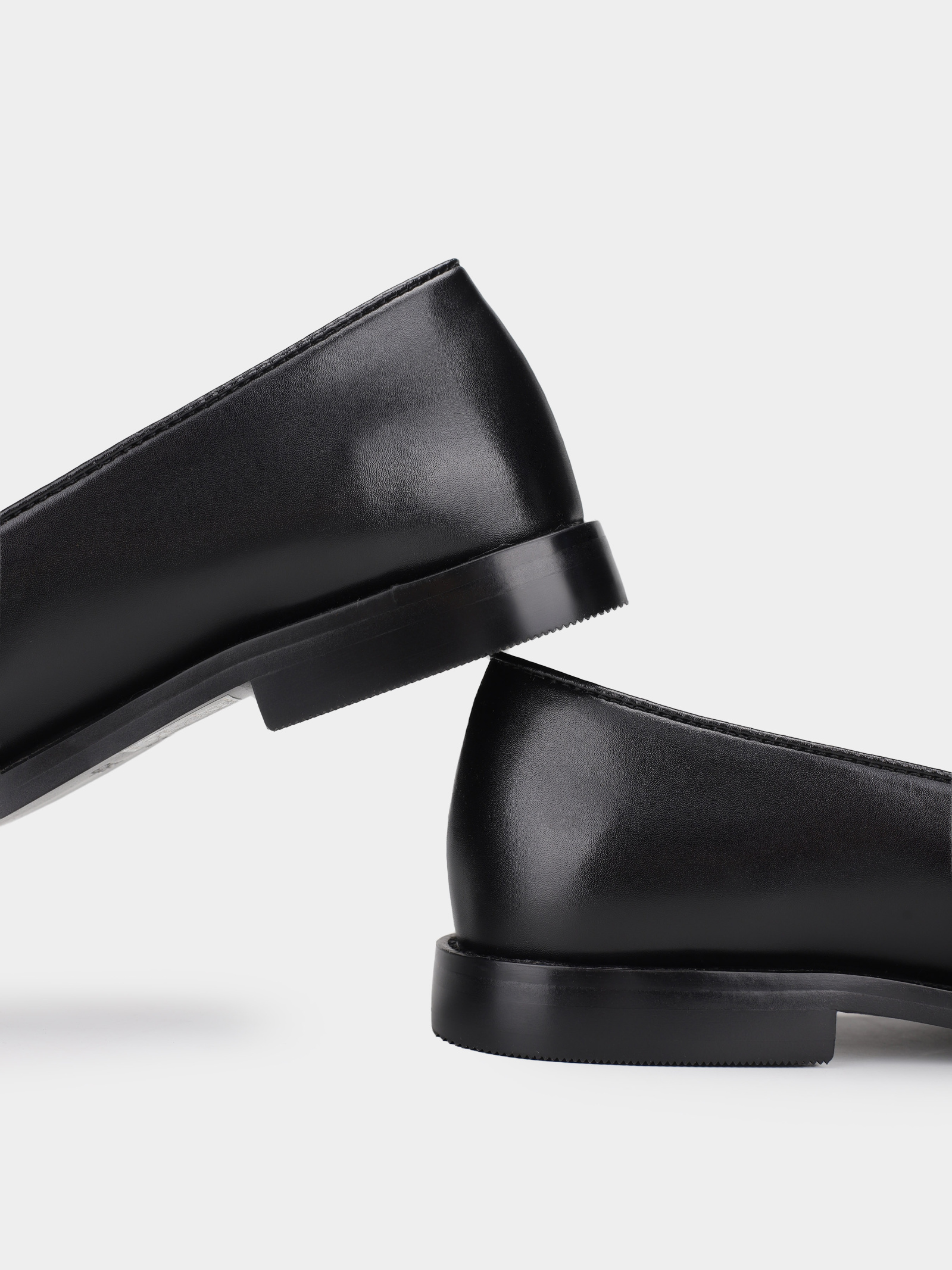 Туфлі та лофери Жіночі Braska