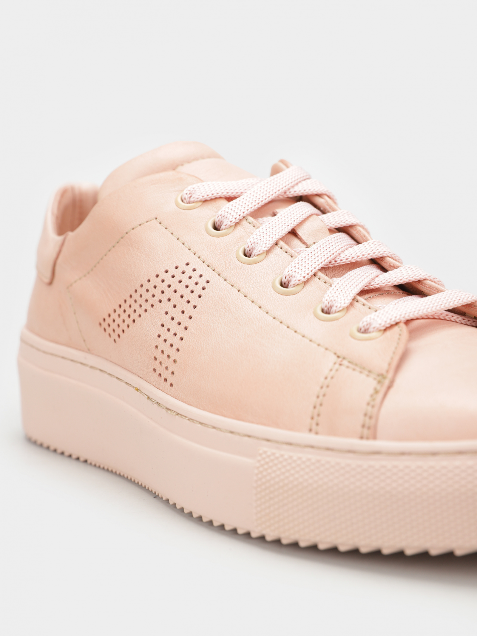 Low-Top Sneakers Women's Braska