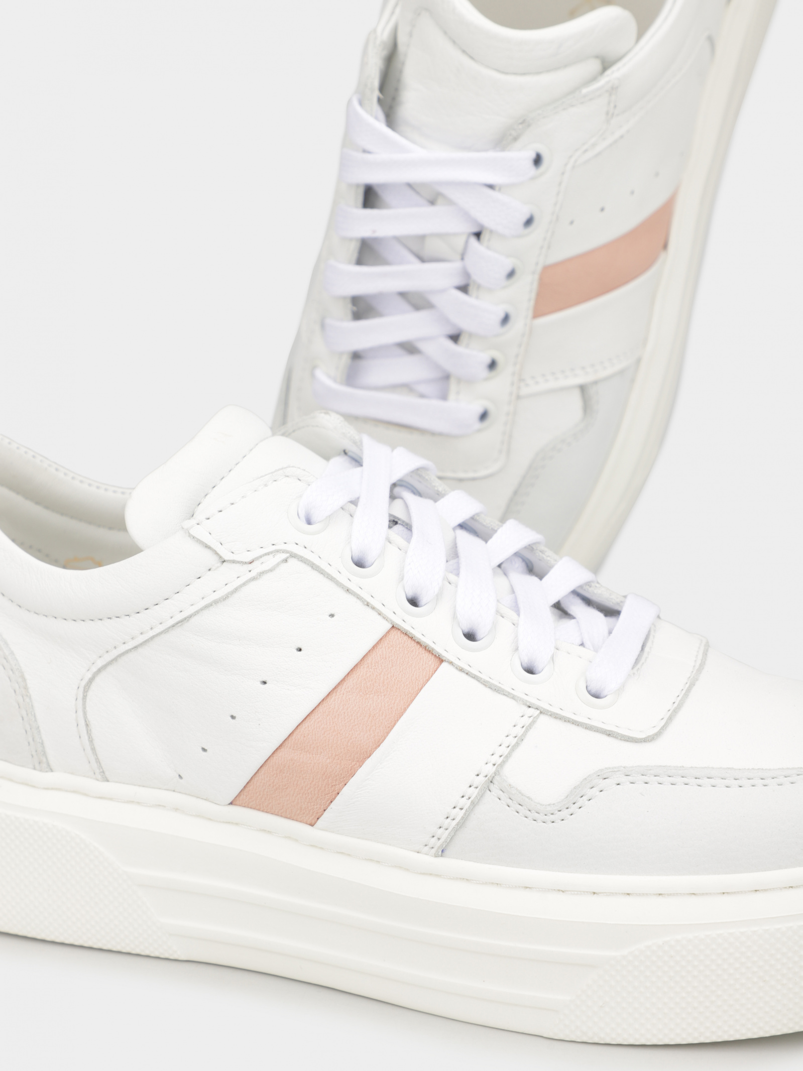 Low-Top Sneakers Women's Braska
