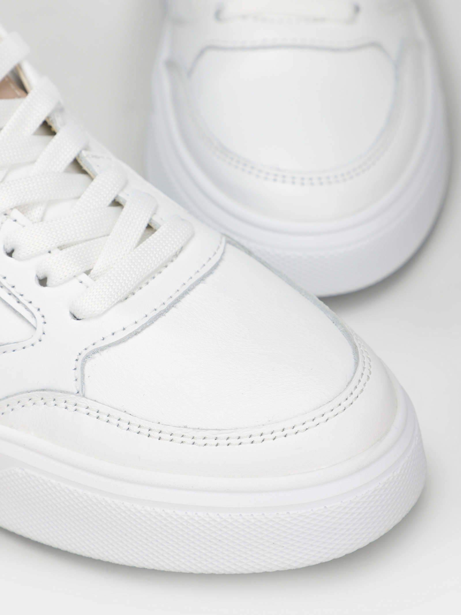 Low-Top Sneakers Women's Braska