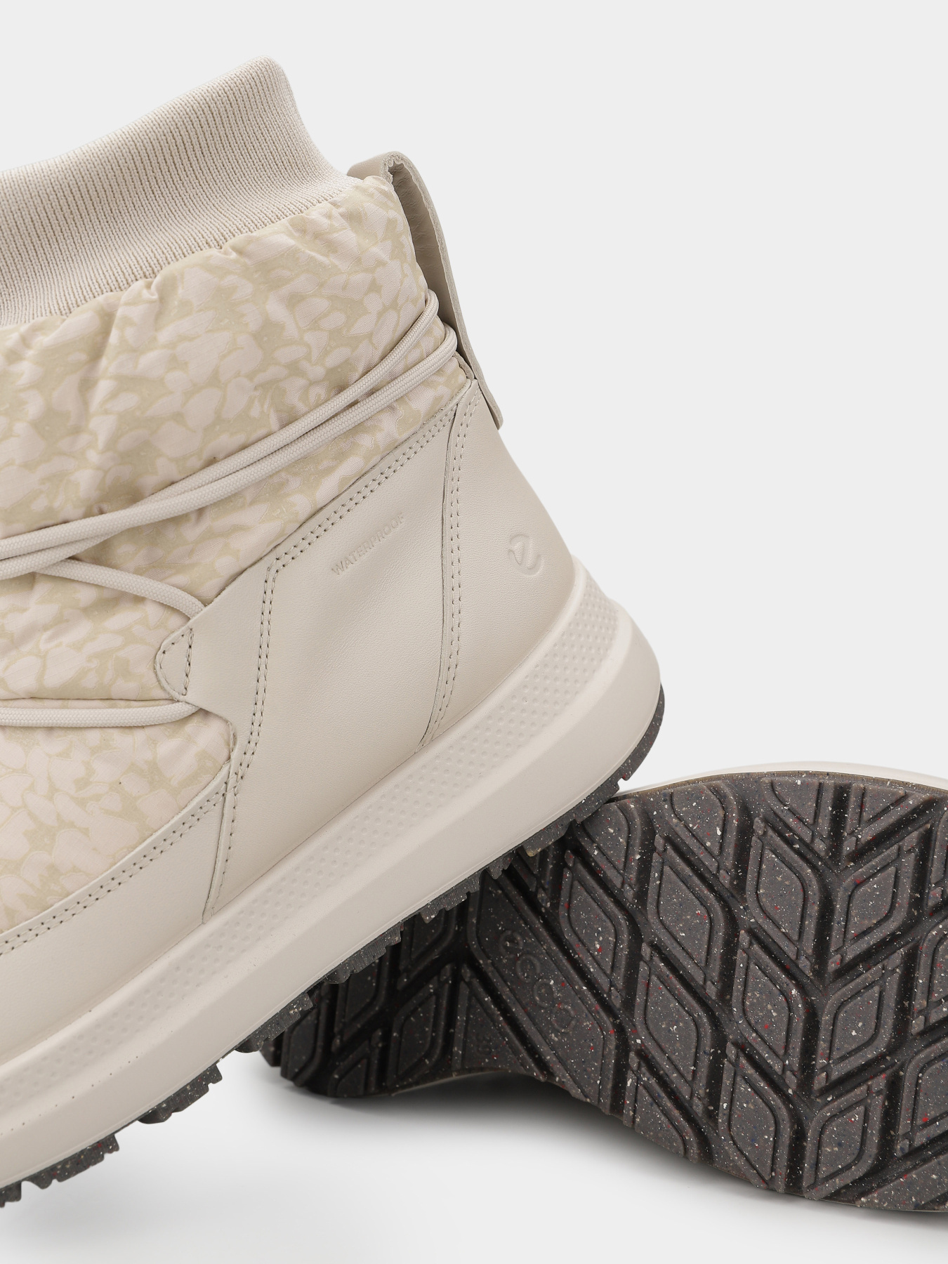 Чоботи дутики Жіночі ECCO