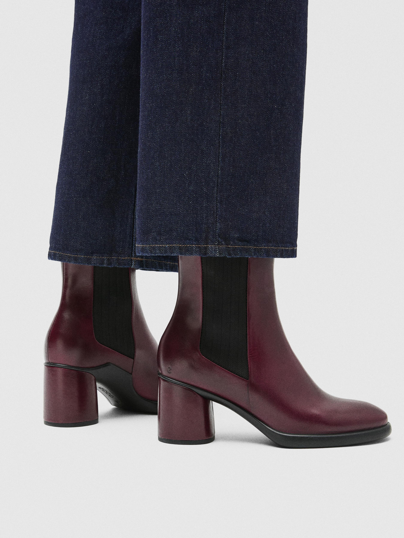 Челсі Жіночі ECCO