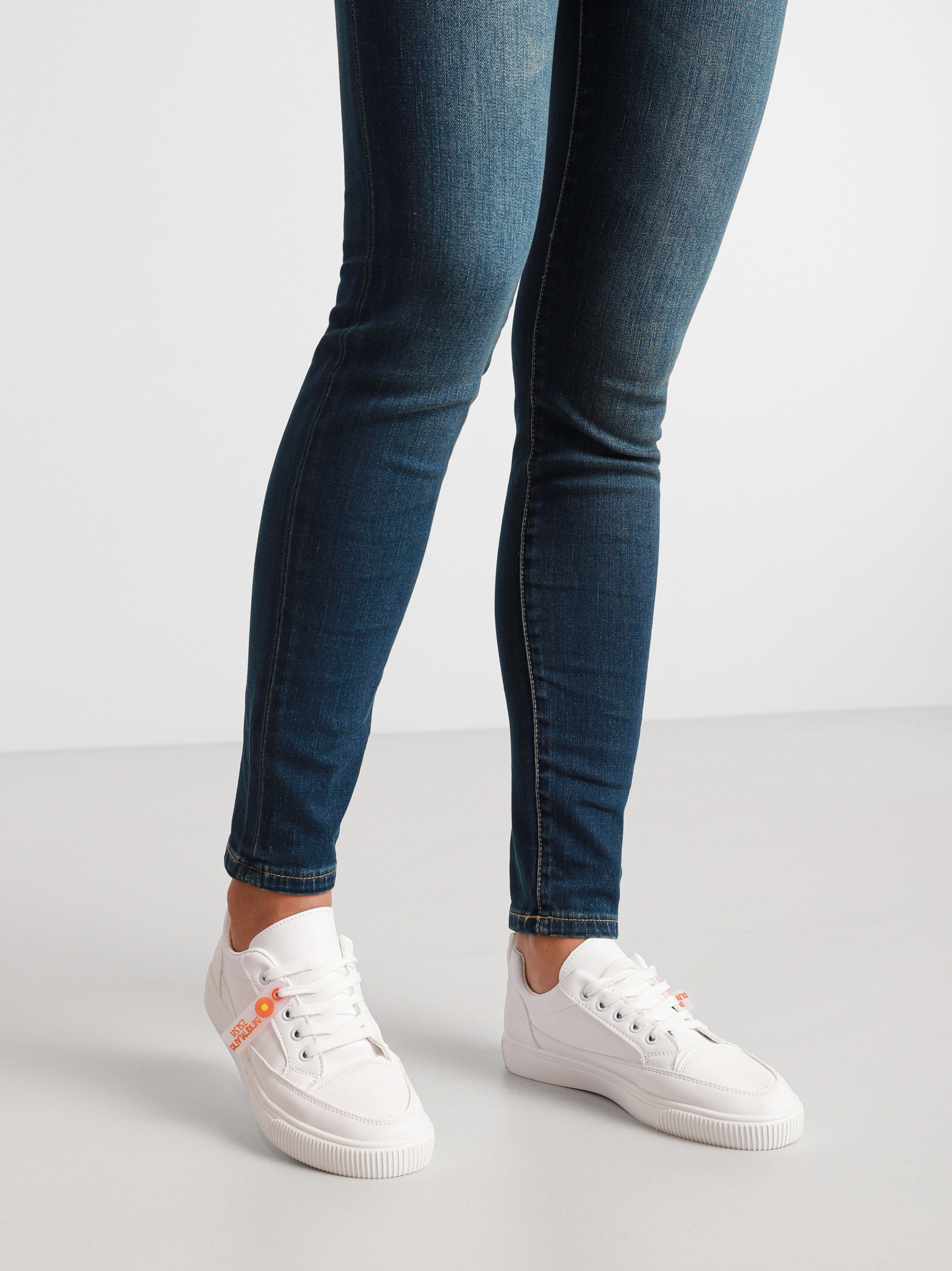 Low-Top Sneakers Women's Braska