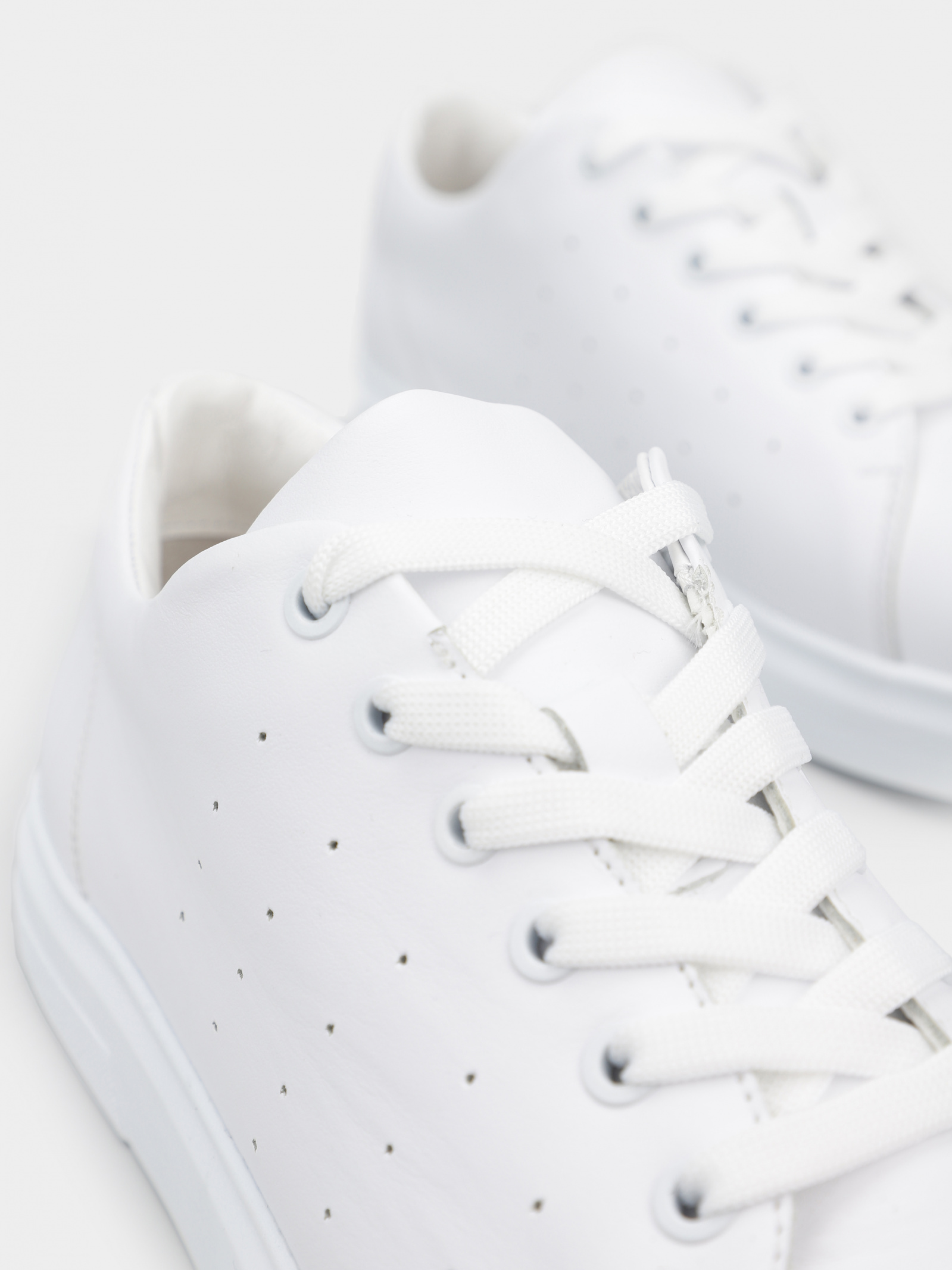 Low-Top Sneakers Women's Braska
