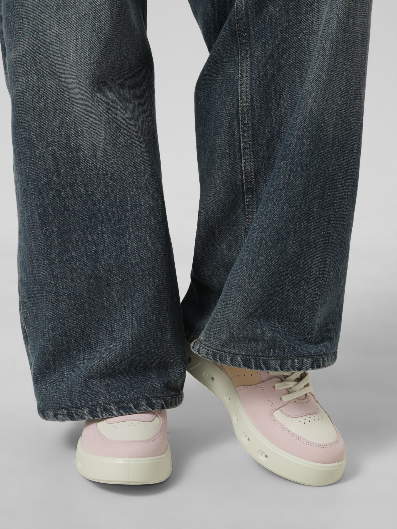 Кросівки Жіночі ECCO