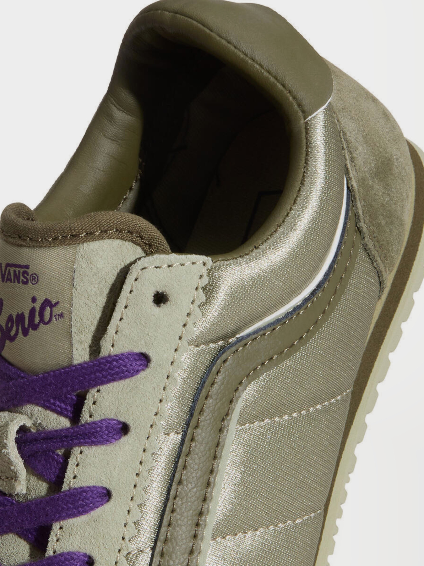 Кроссовки повседневные Женские Vans