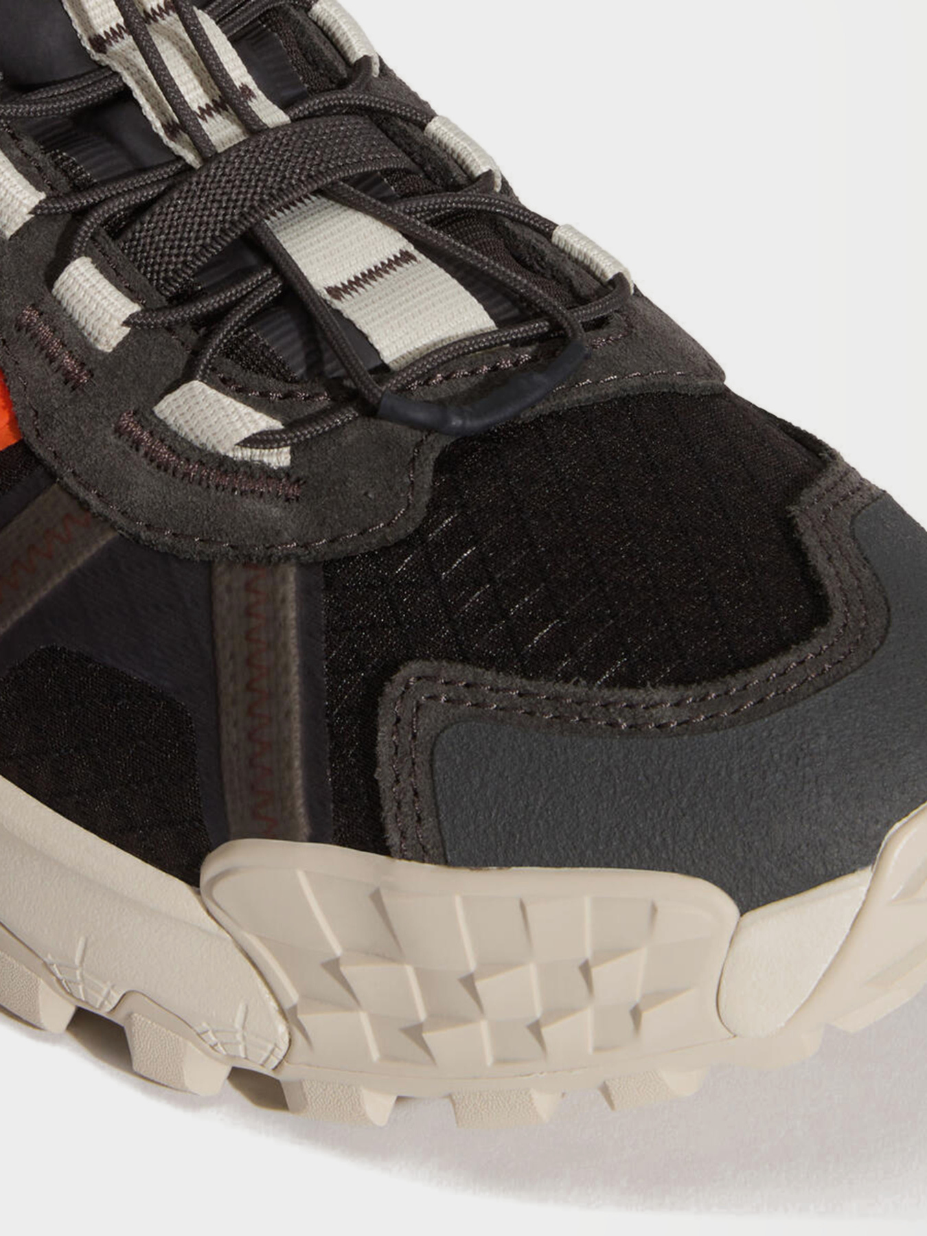 Outdoor Sneakers Men's Vans