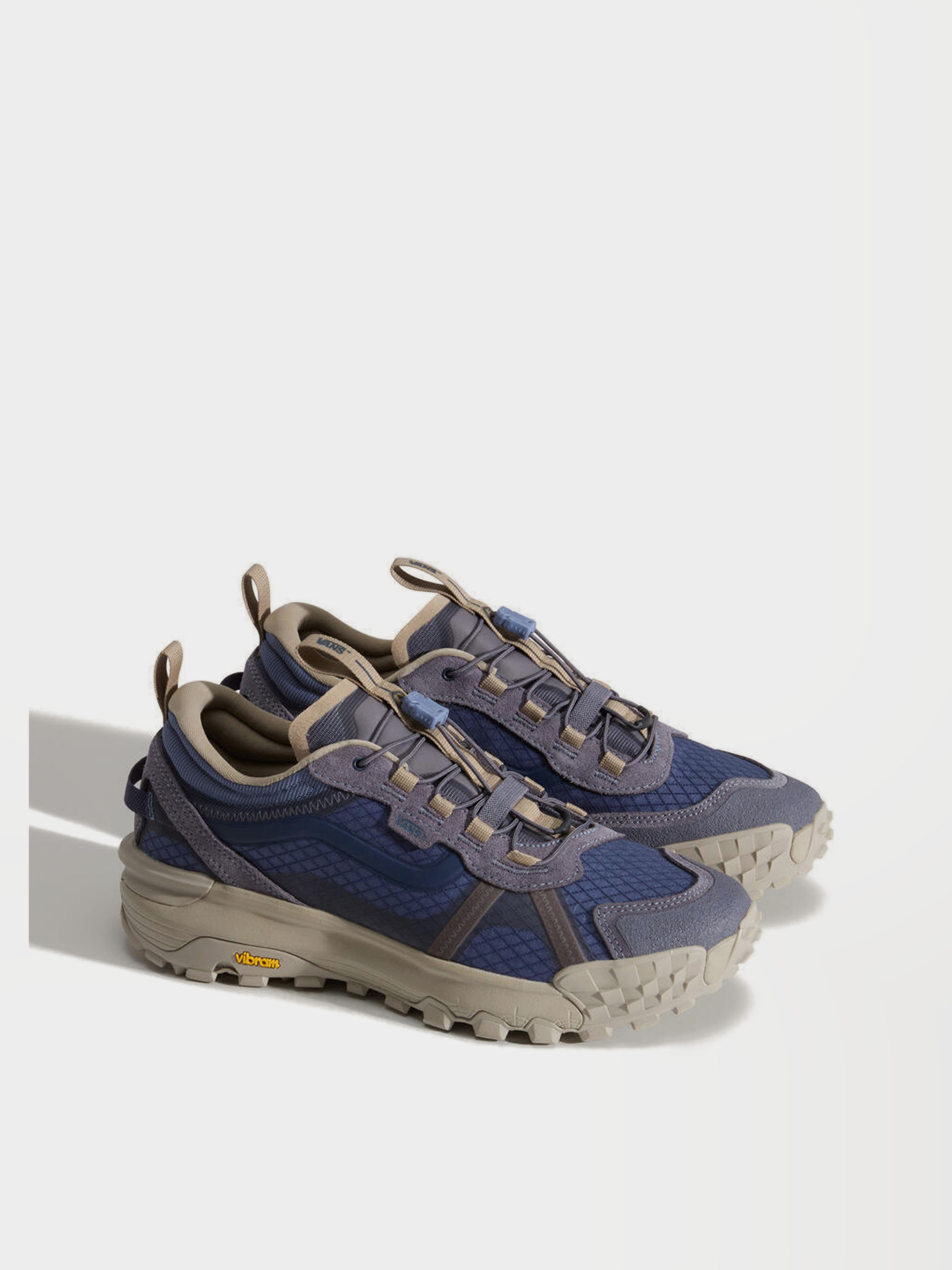 Outdoor Sneakers Men's Vans