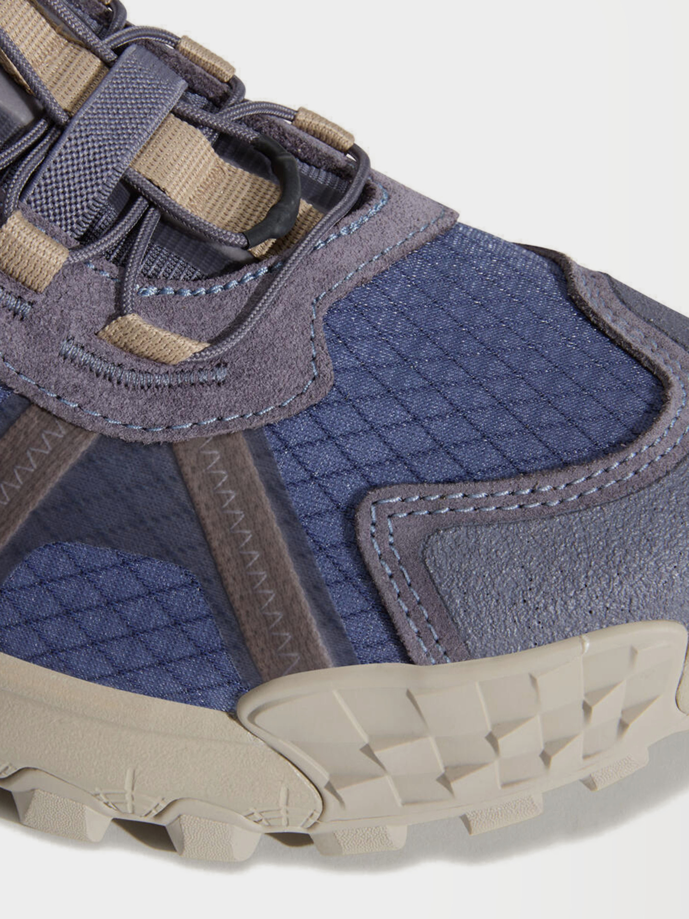 Outdoor Sneakers Men's Vans
