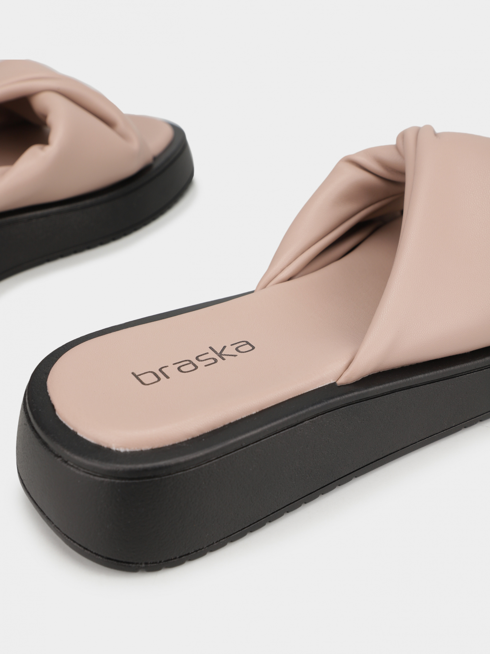 Slide Sandals Women's Braska