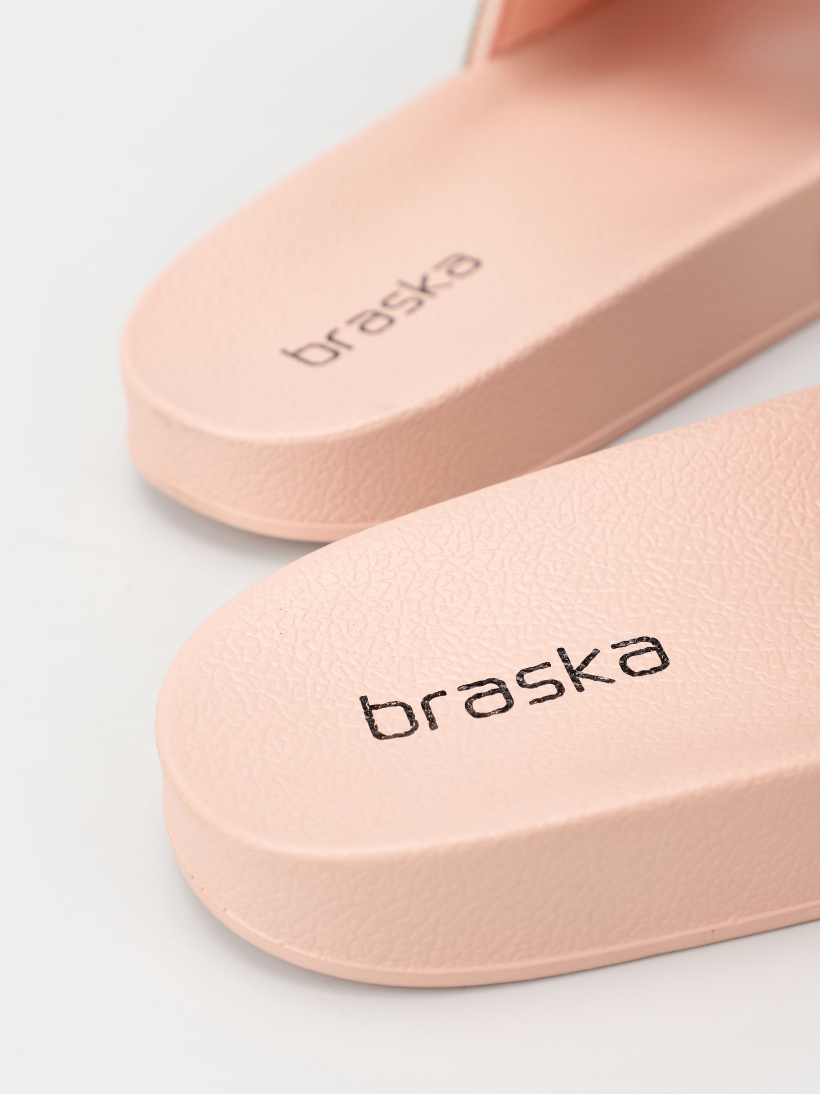 Шлепанцы Женские Braska