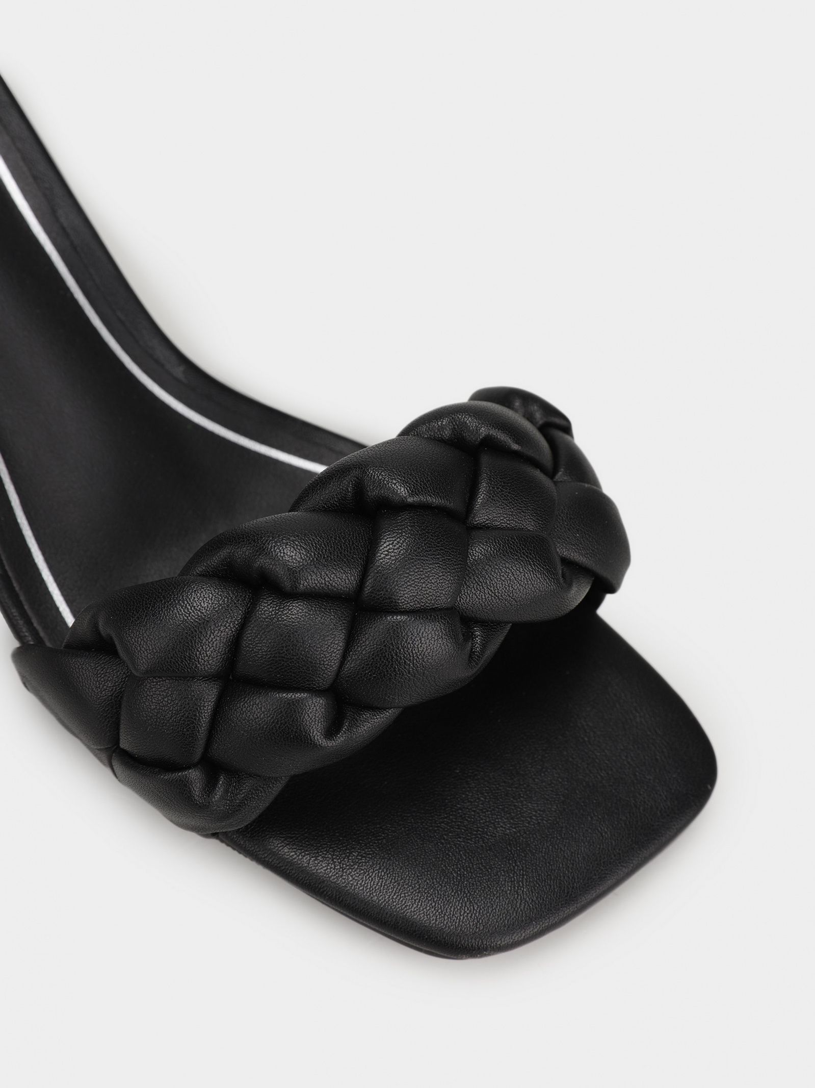 Mules Women's Braska