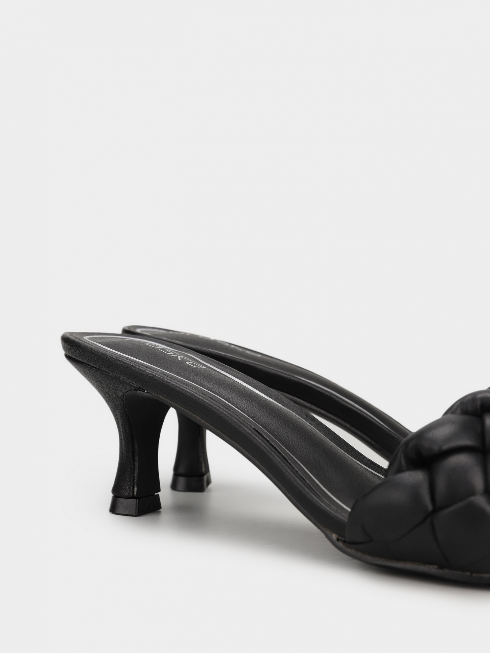 Mules Women's Braska
