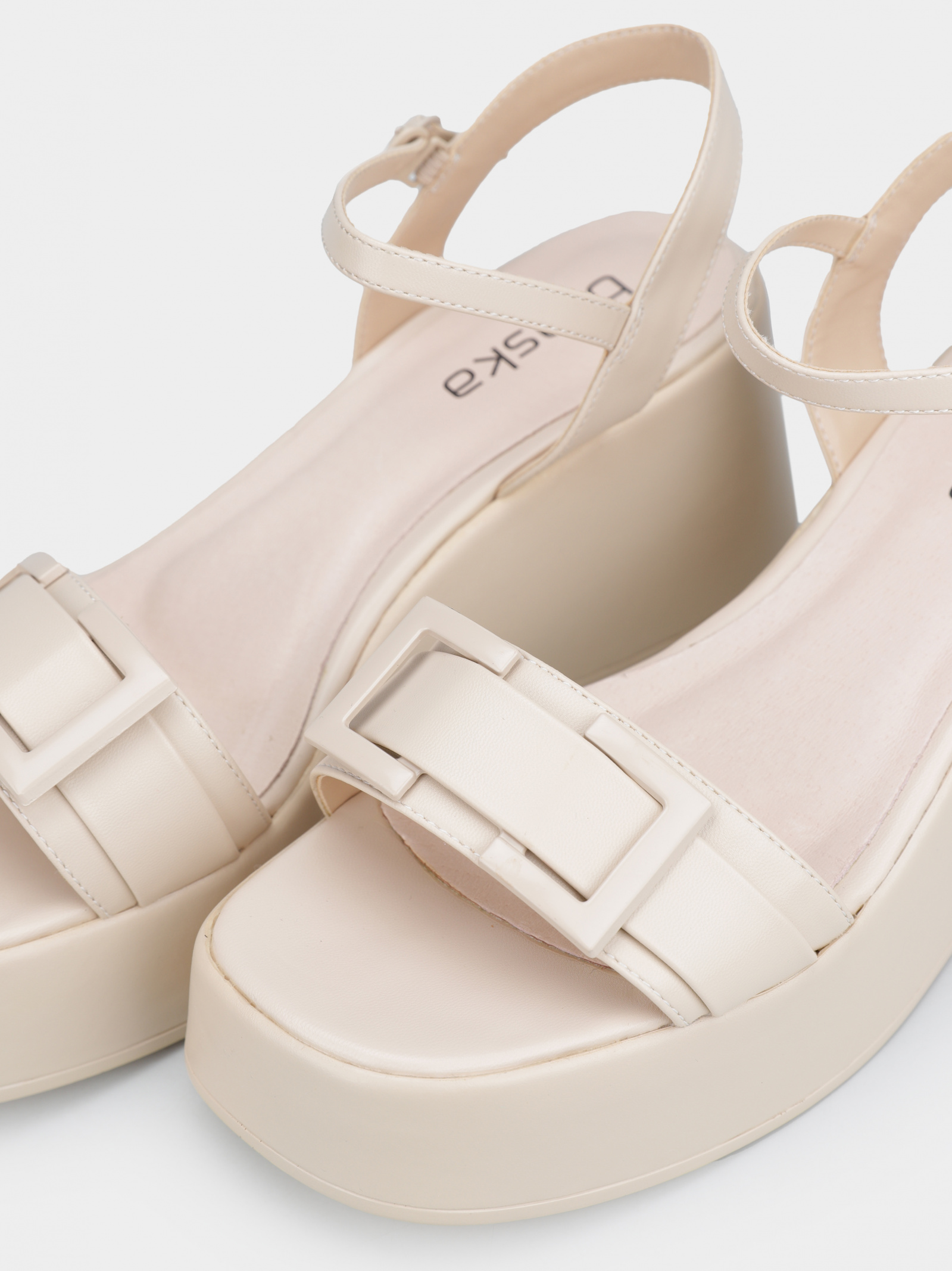 Sandals Women's Braska