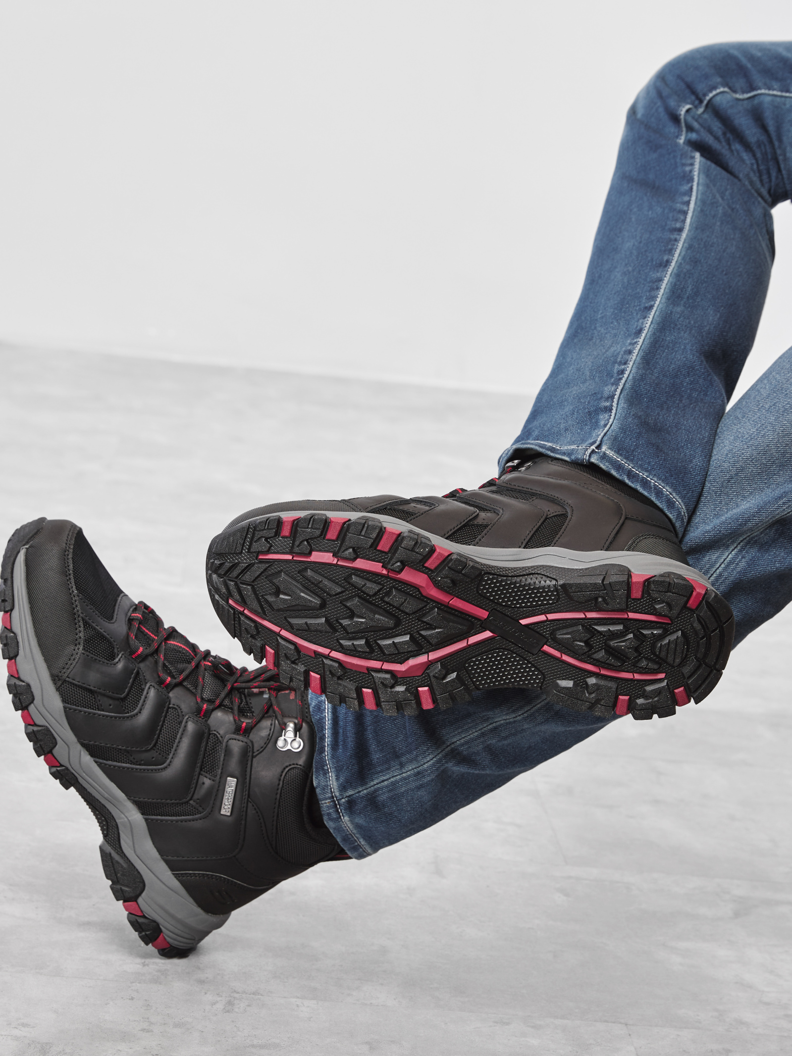 Boots Men's Skechers
