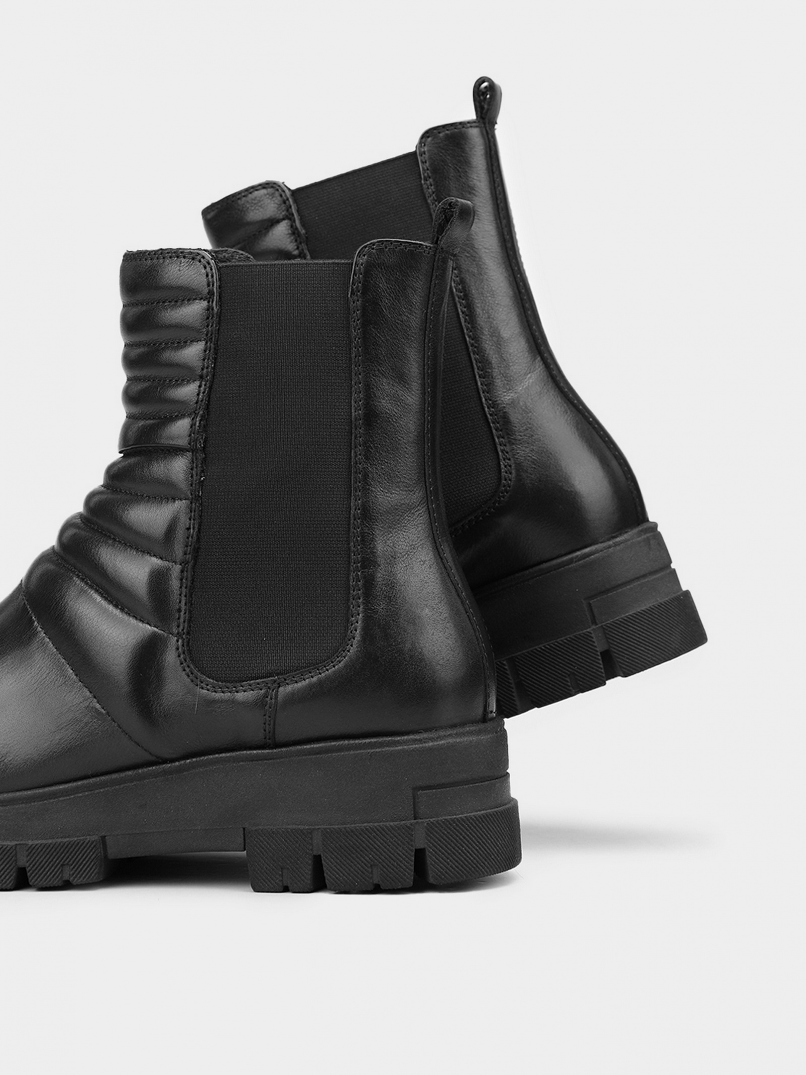 Chelsea Boots Women's Braska