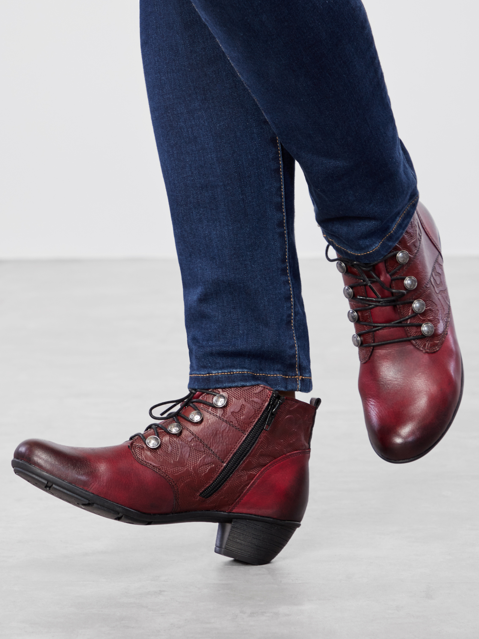 Boots Women's Remonte