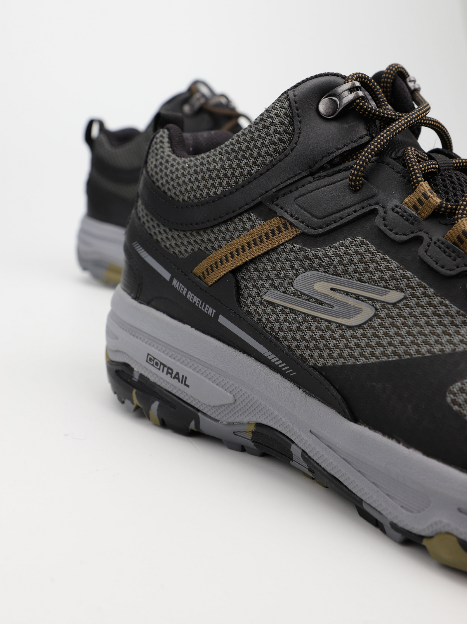 Boots Men's Skechers