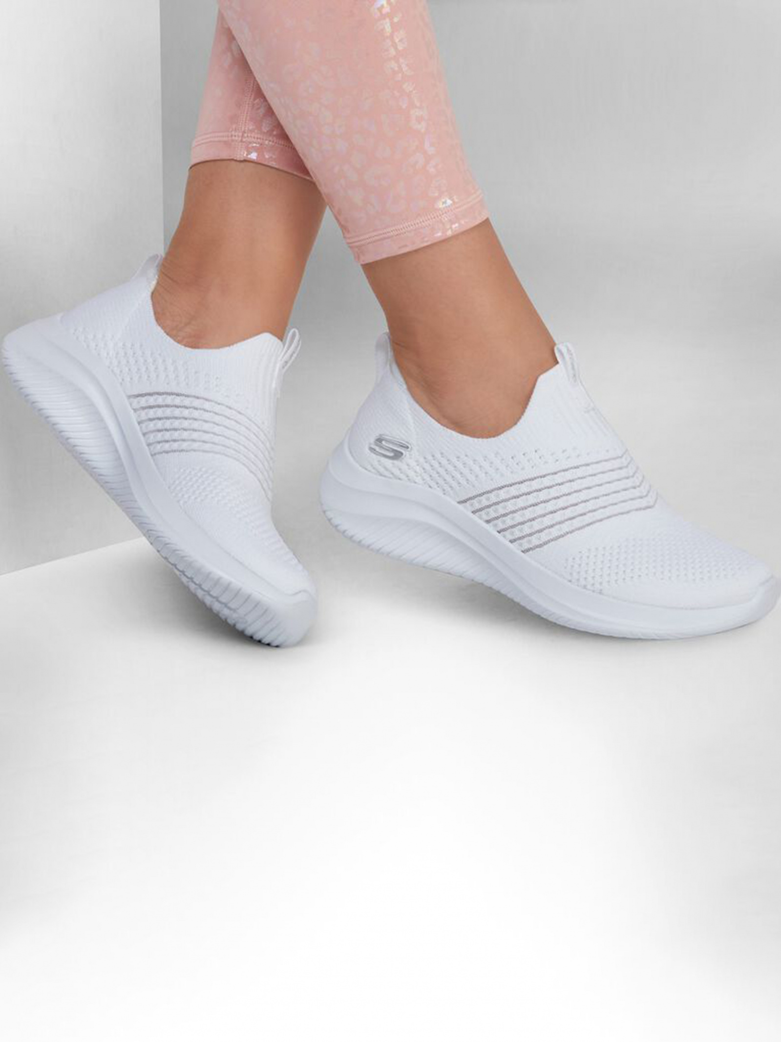 Сліпони Жіночі Skechers
