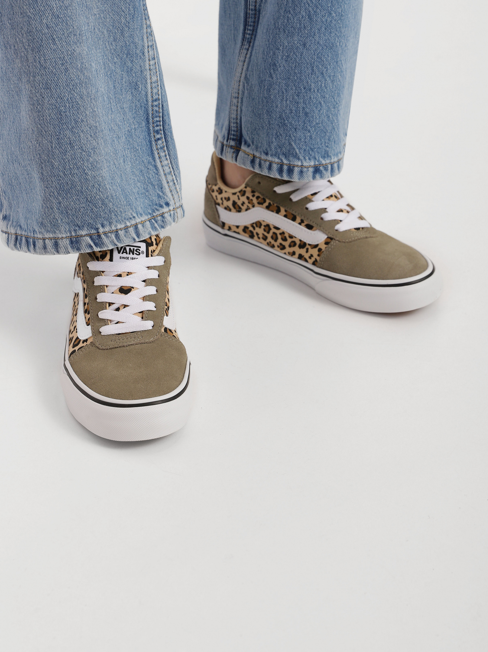 Low-Top Sneakers Women's Vans
