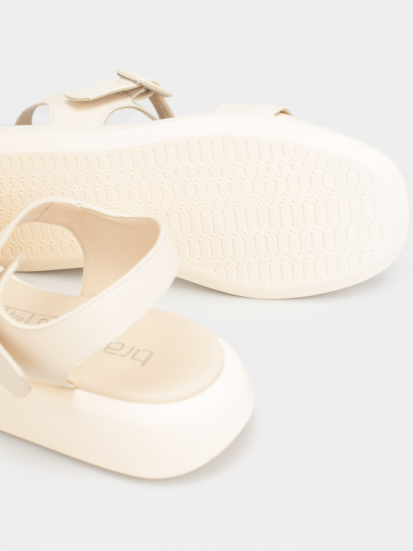 Sandals Women's Braska