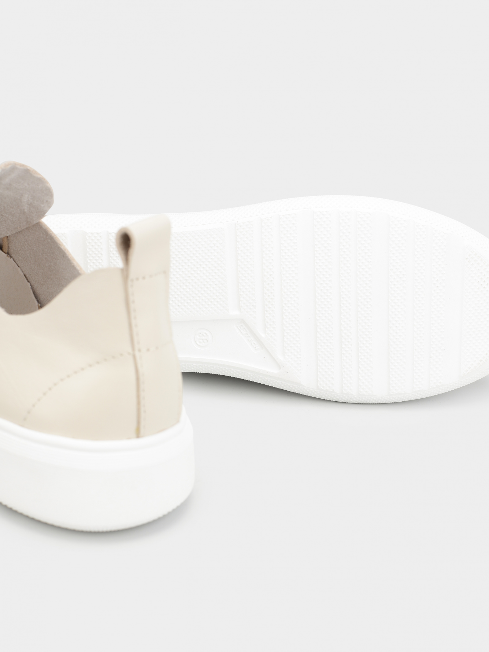 Low-Top Sneakers Women's Braska