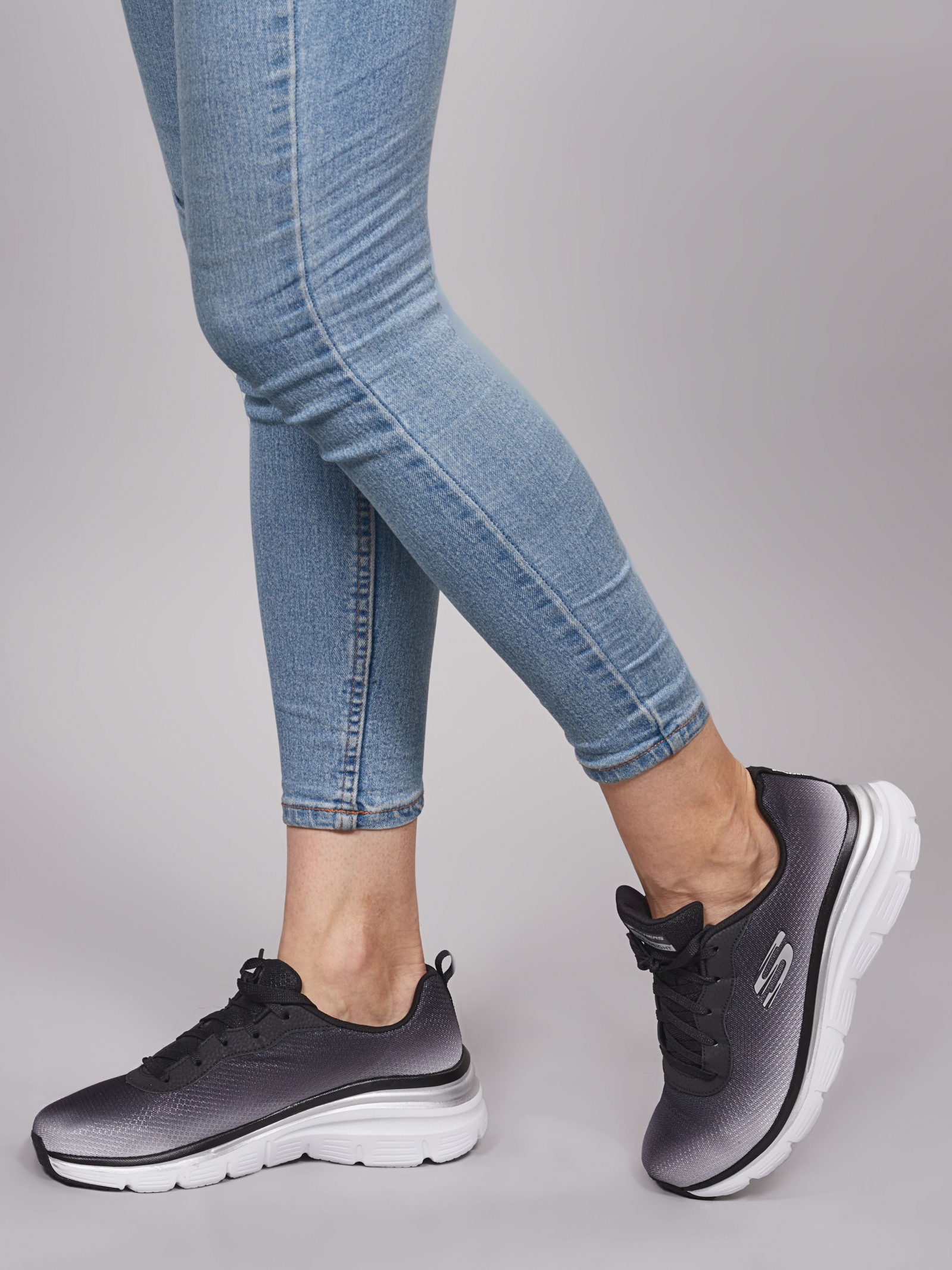 Кроссовки повседневные Женские Skechers
