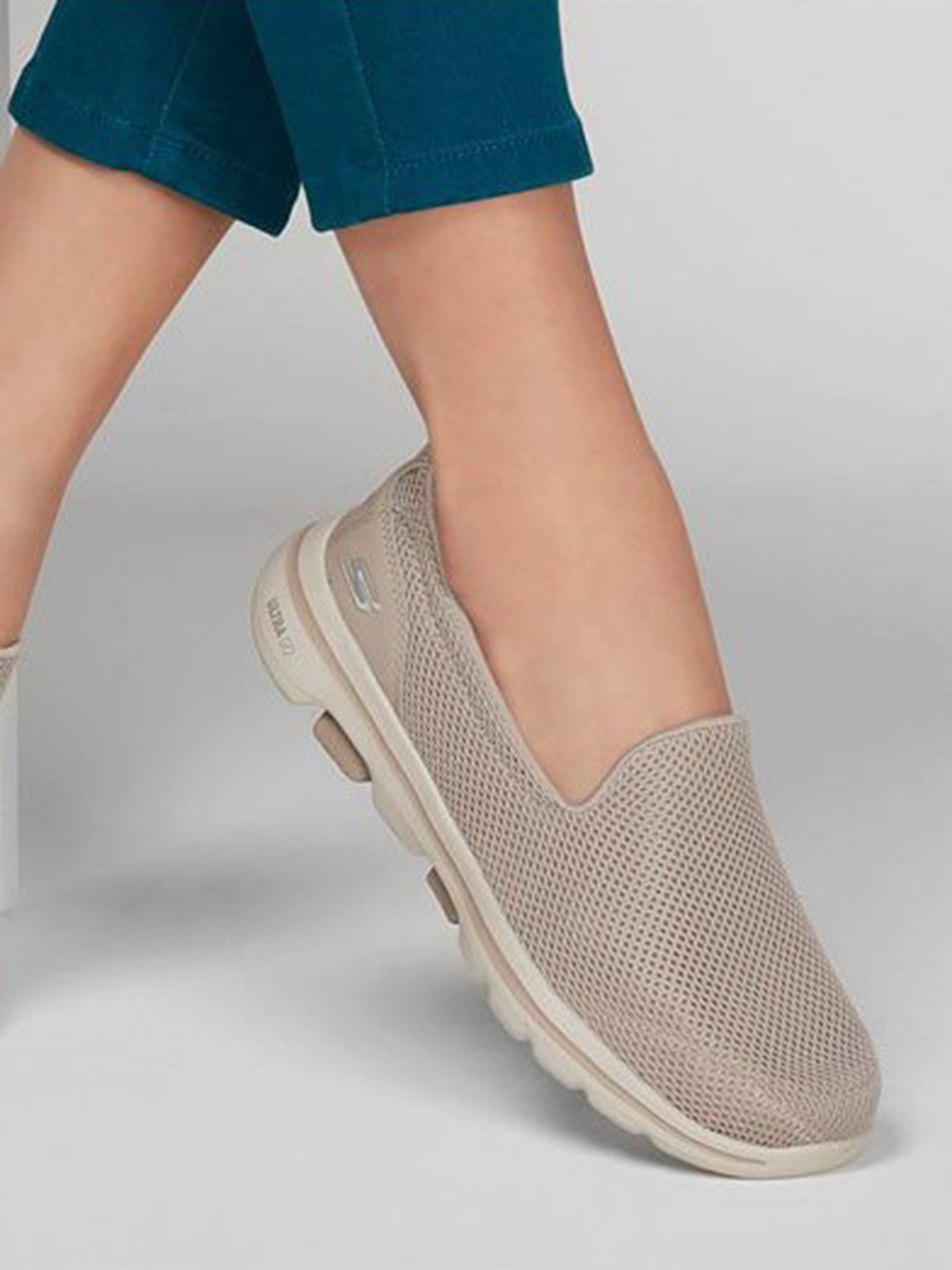 Сліпони Жіночі Skechers