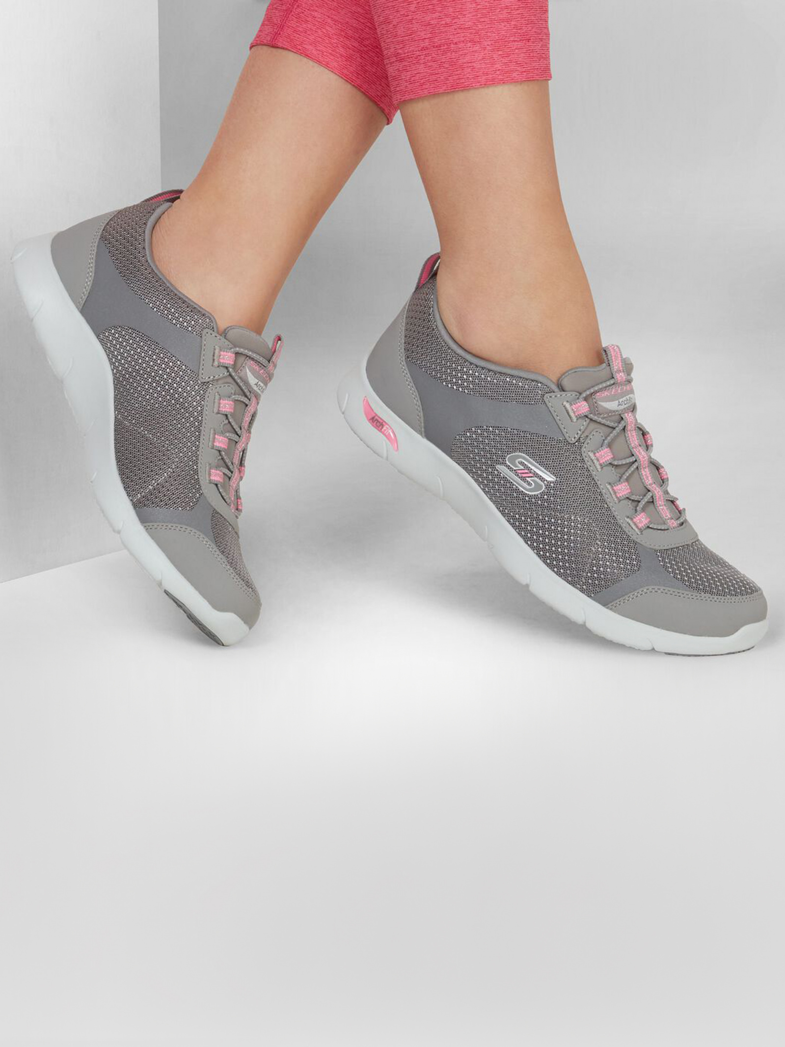 Кроссовки повседневные Женские Skechers