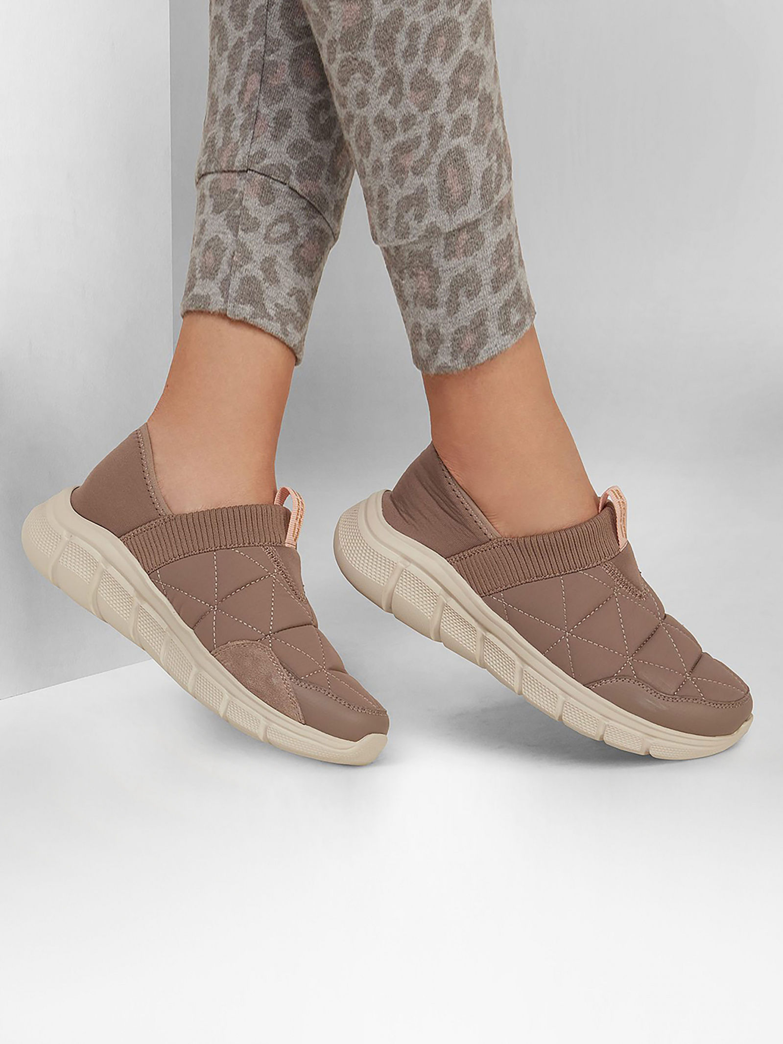 Сліпони Жіночі Skechers