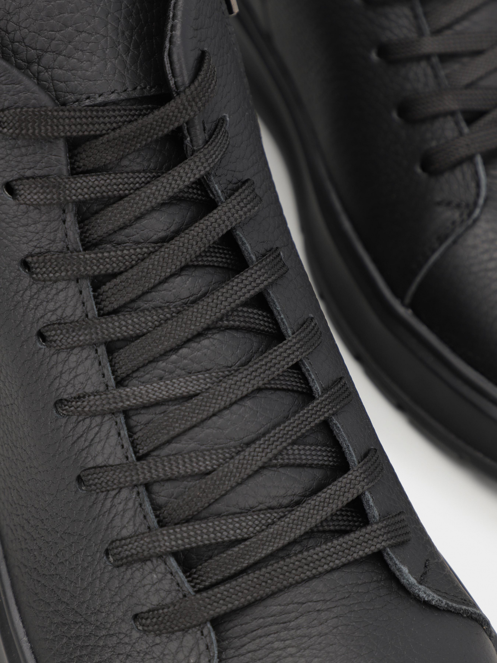 High-Top Sneakers Men's Braska