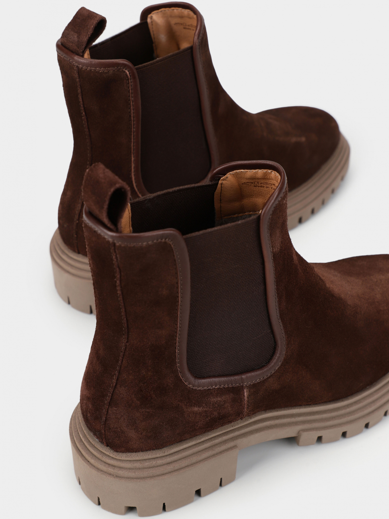 Chelsea Boots Women's Braska