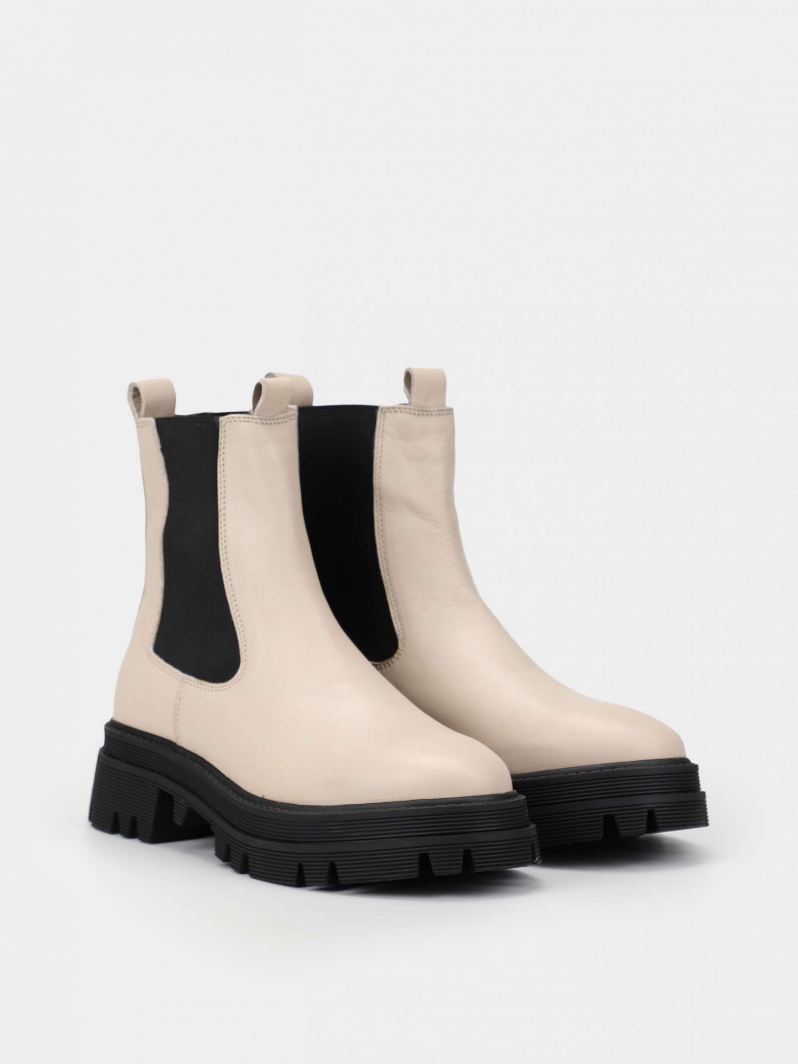 Chelsea Boots Women's Braska