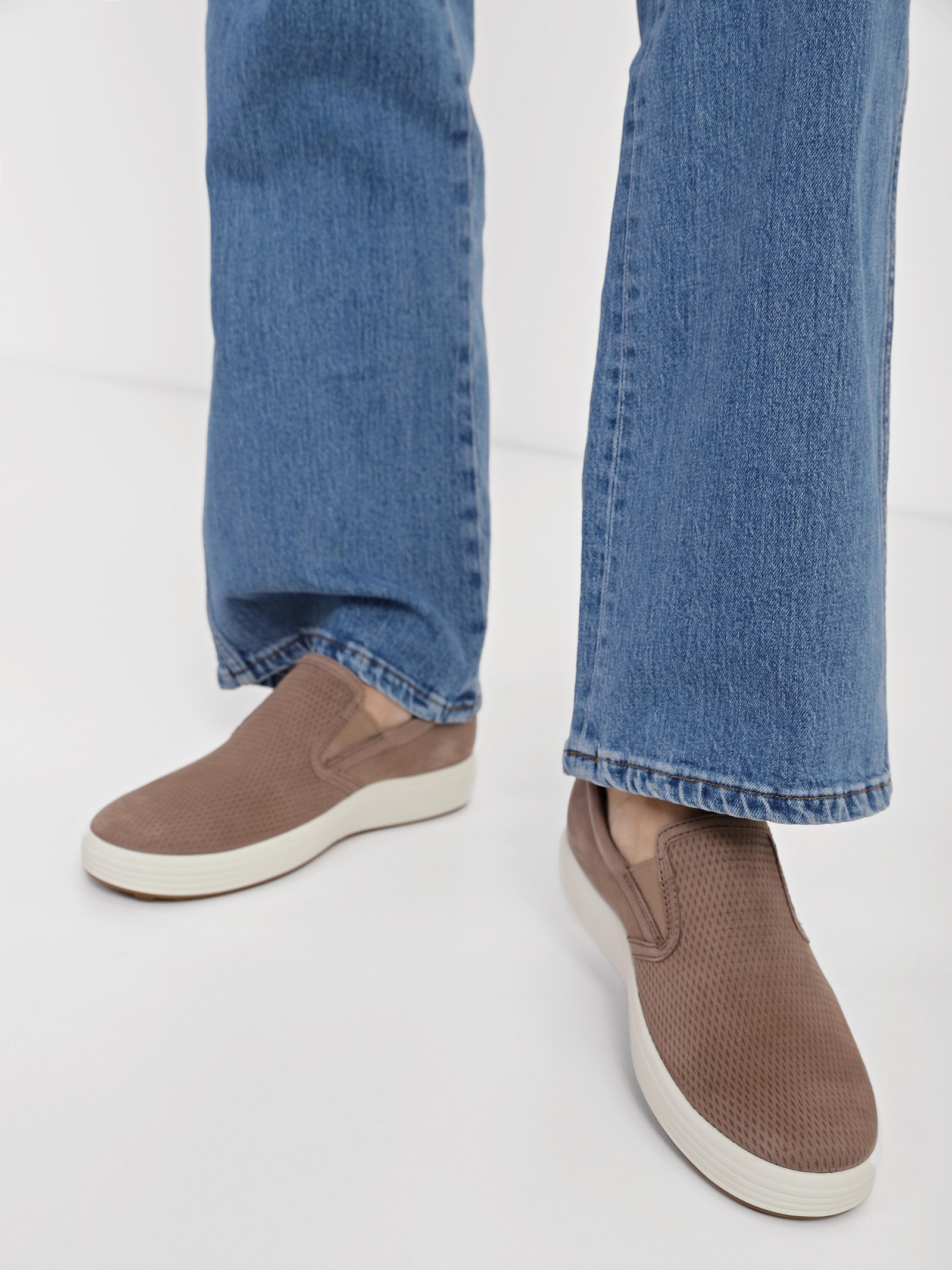 Slip-On Sneakers Men's ECCO