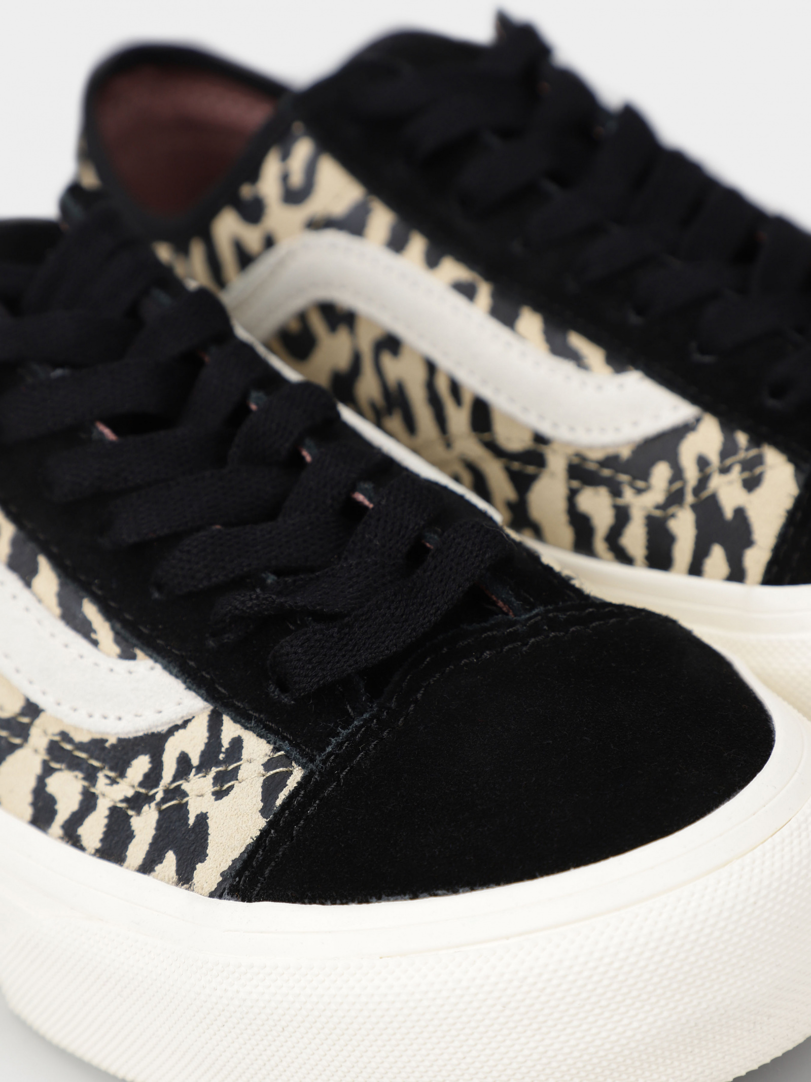Low-Top Sneakers Women's Vans