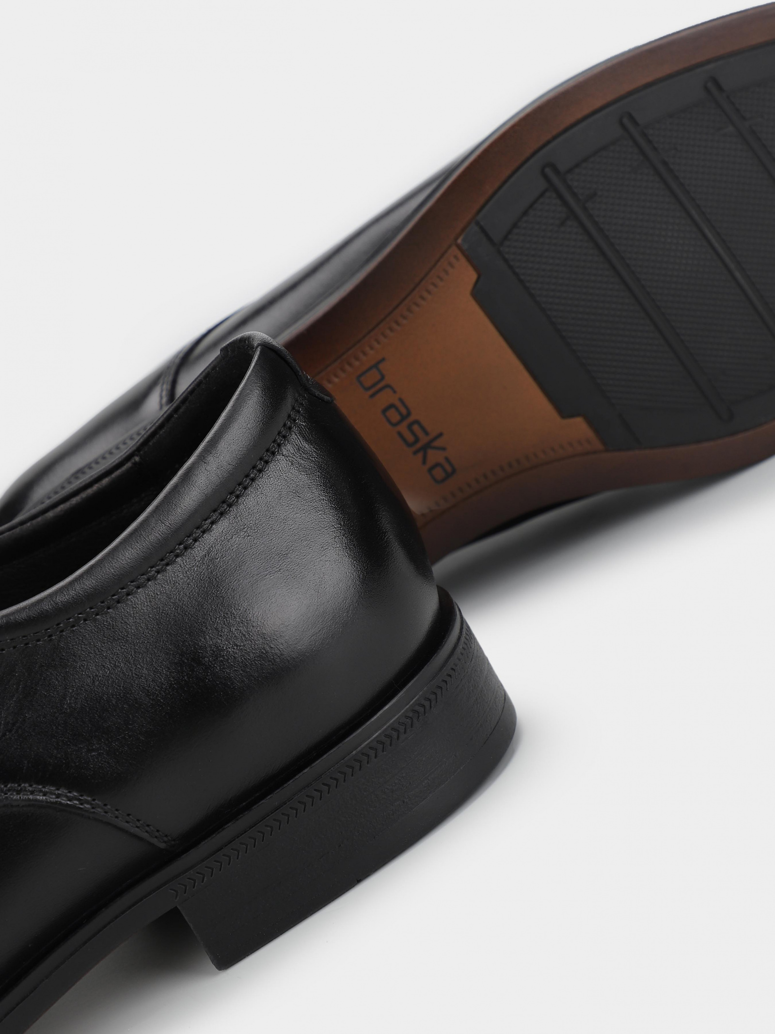 Туфлі та лофери Чоловічі Braska