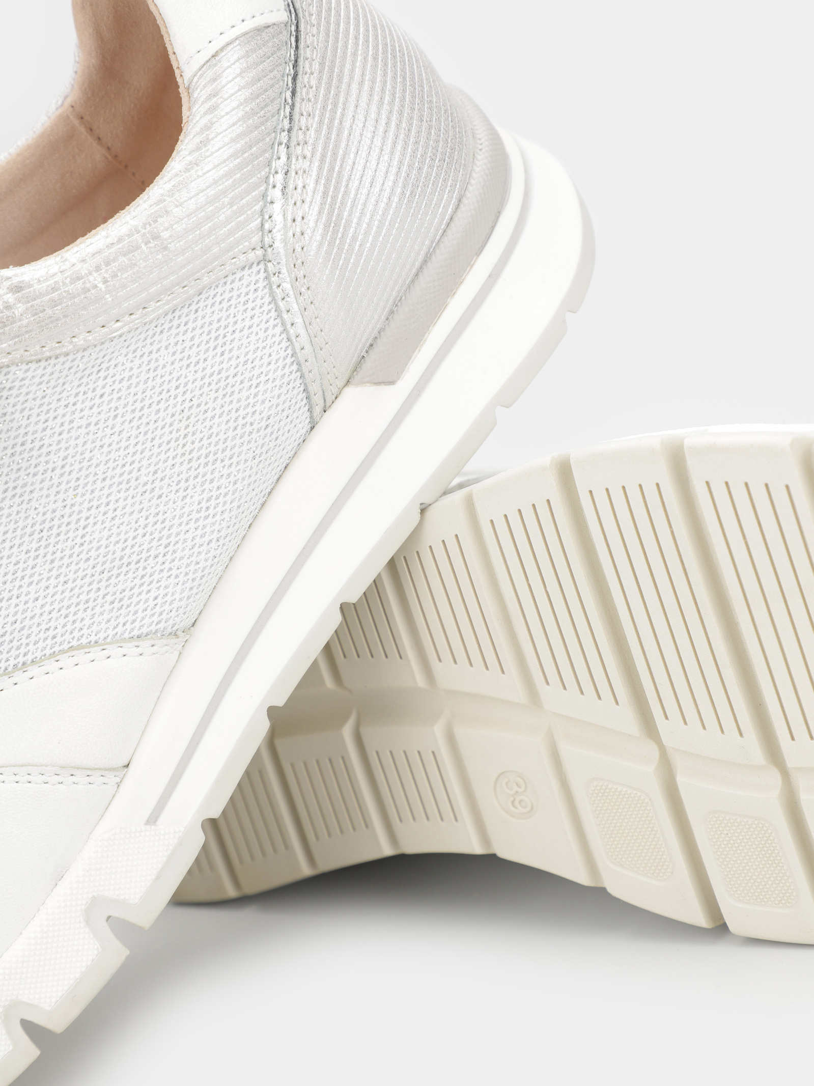 Кросівки Жіночі Caprice