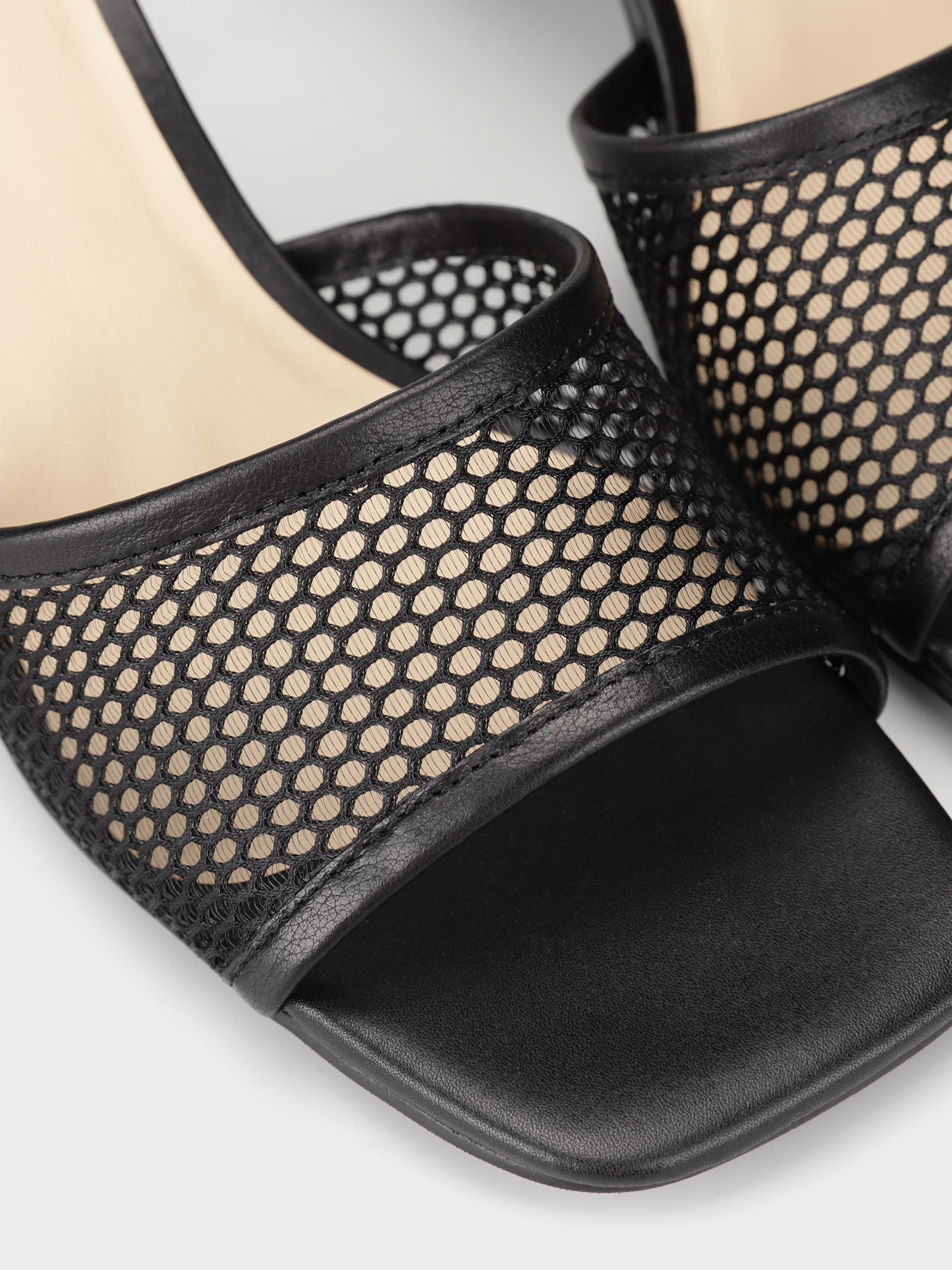 Mules Women's Braska