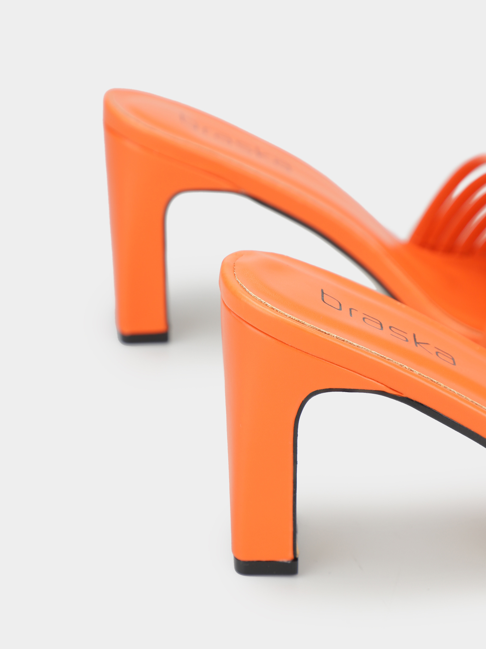 Mules Women's Braska
