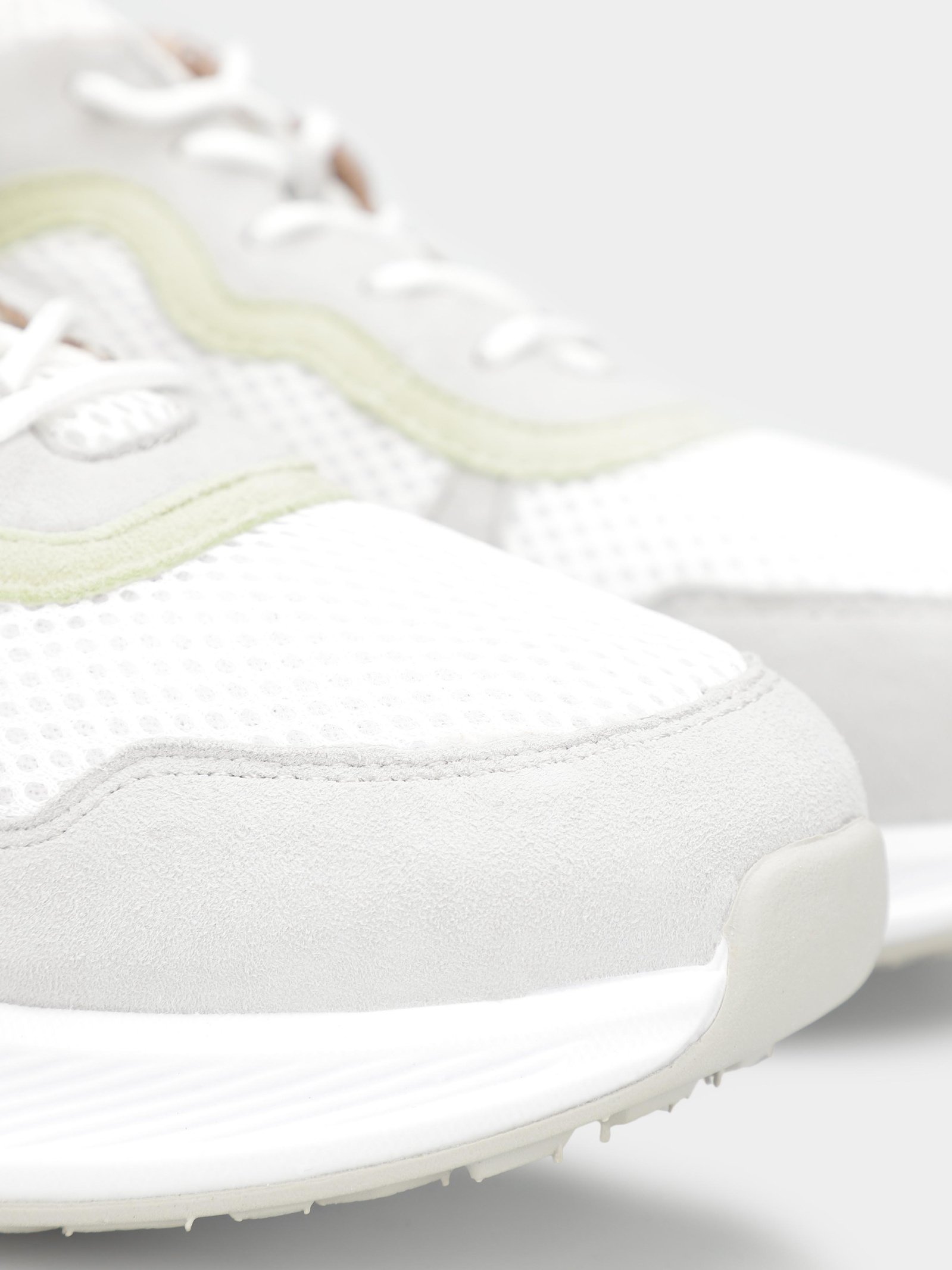 Кросівки Жіночі Caprice