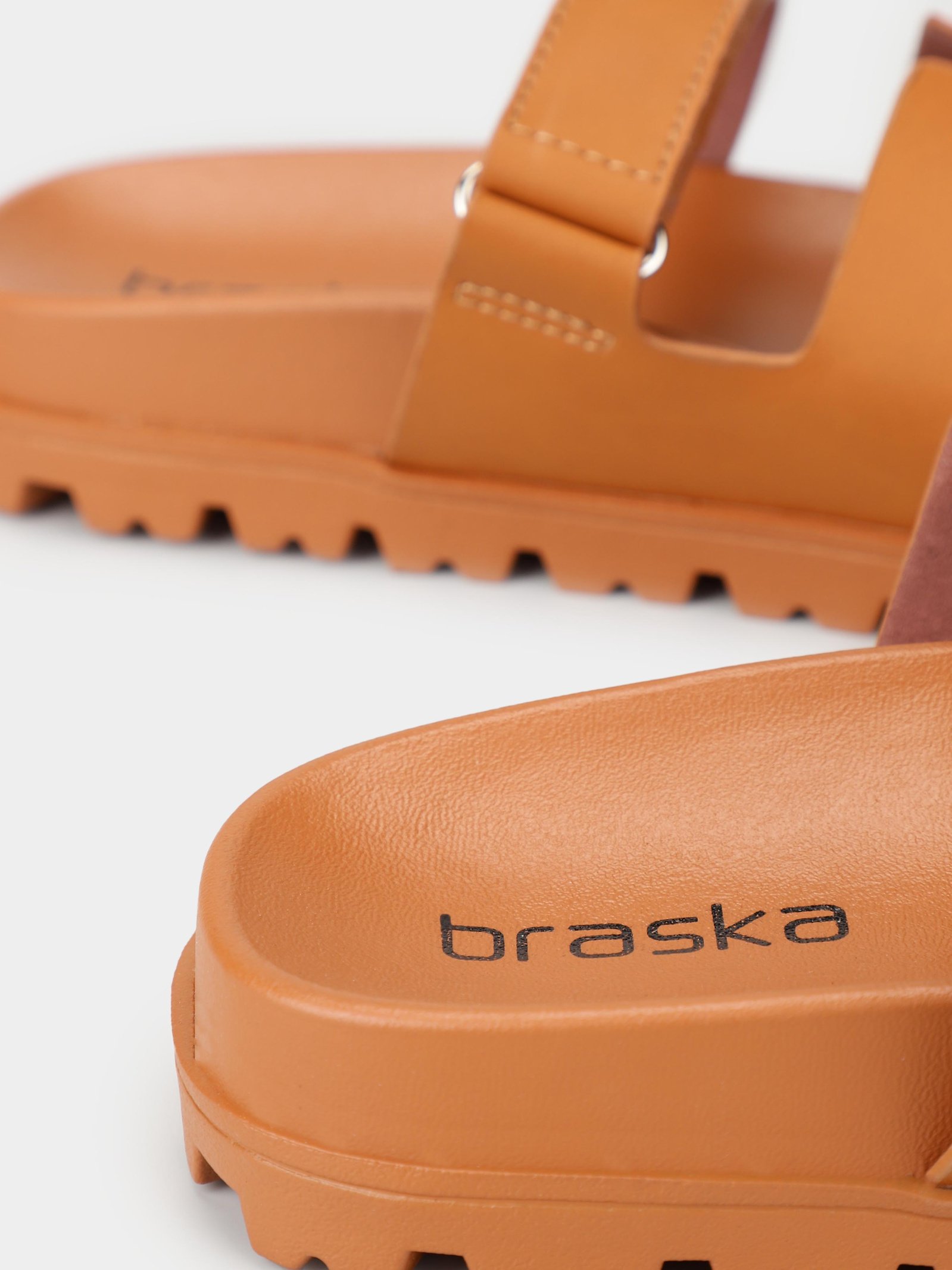 Шльопанці Жіночі Braska