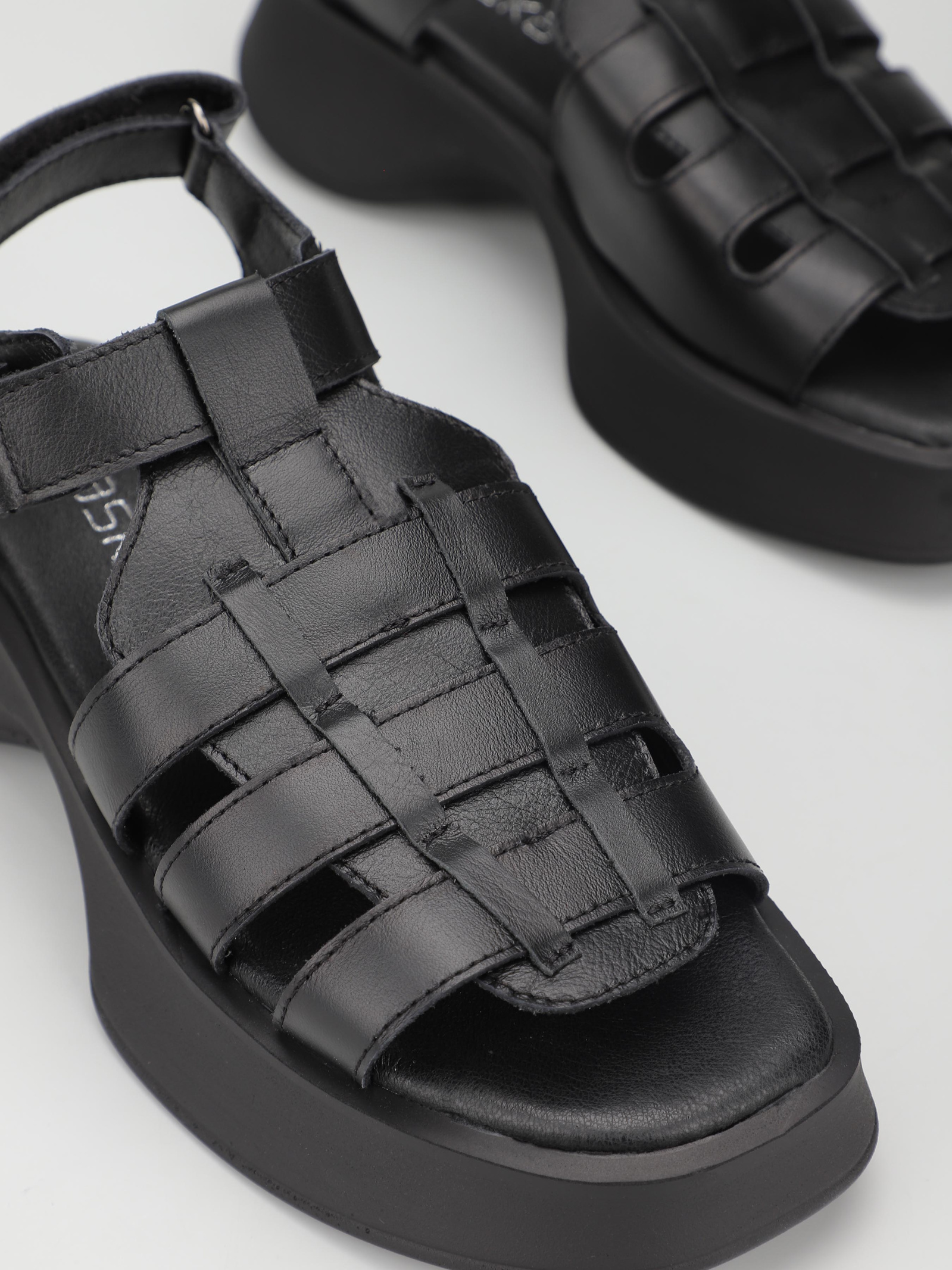 Sandals Women's Braska