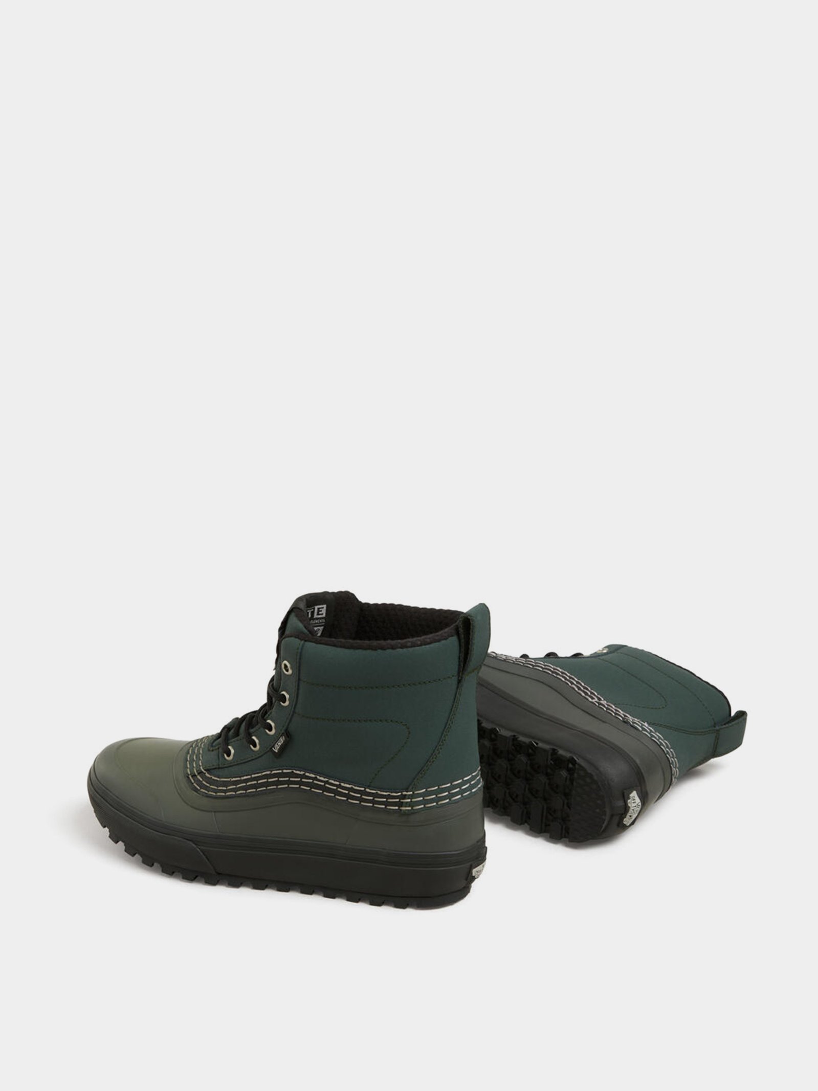 Черевики та чоботи Унісекс Vans