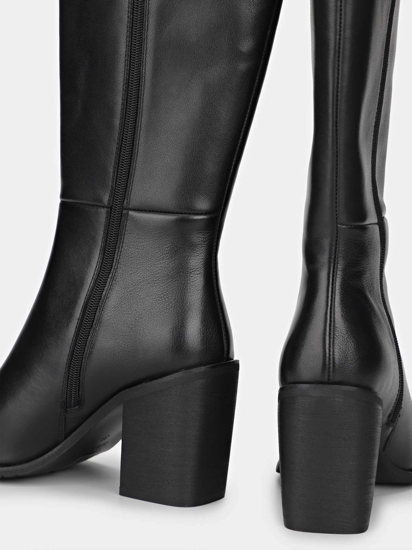 Черевики та чоботи Жіночі Braska