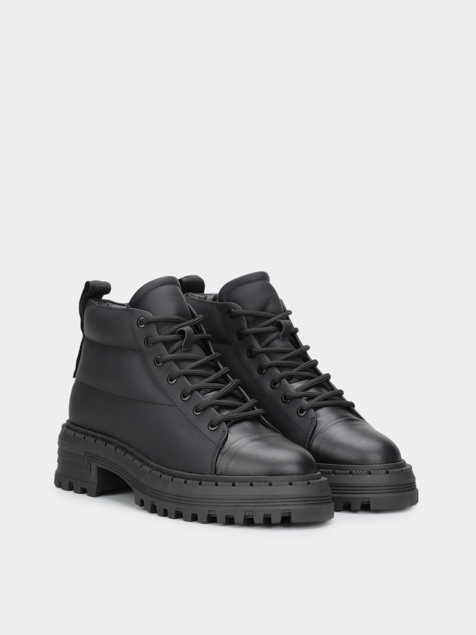 Черевики та чоботи Жіночі Braska