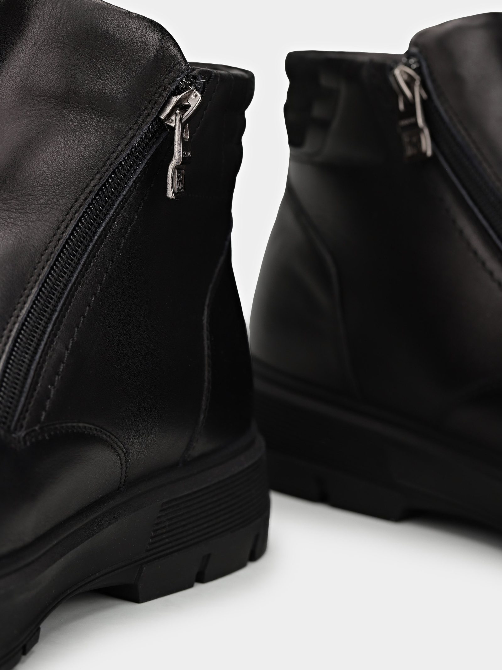 Черевики та чоботи Чоловічі Braska