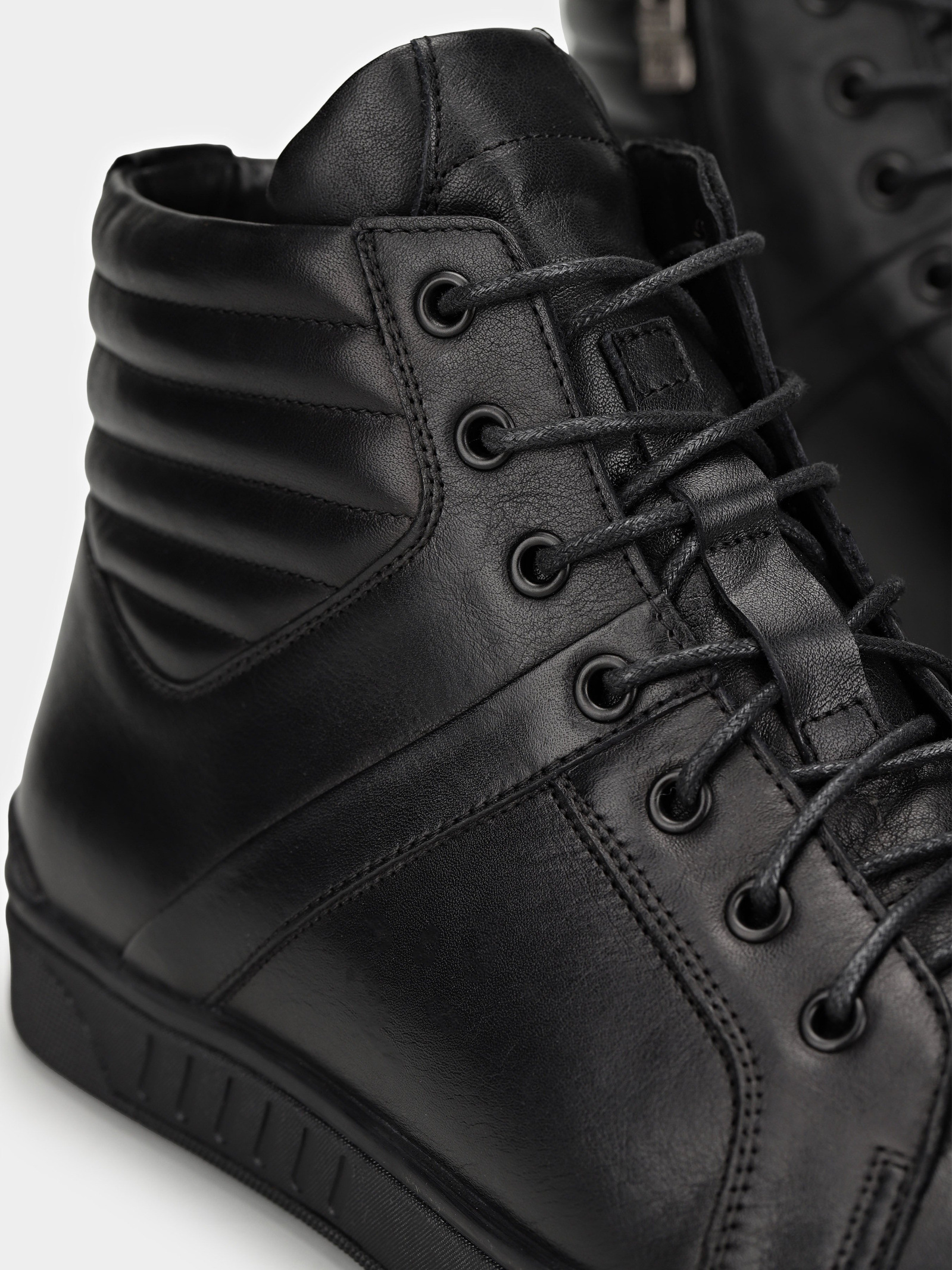 Черевики та чоботи Чоловічі Braska