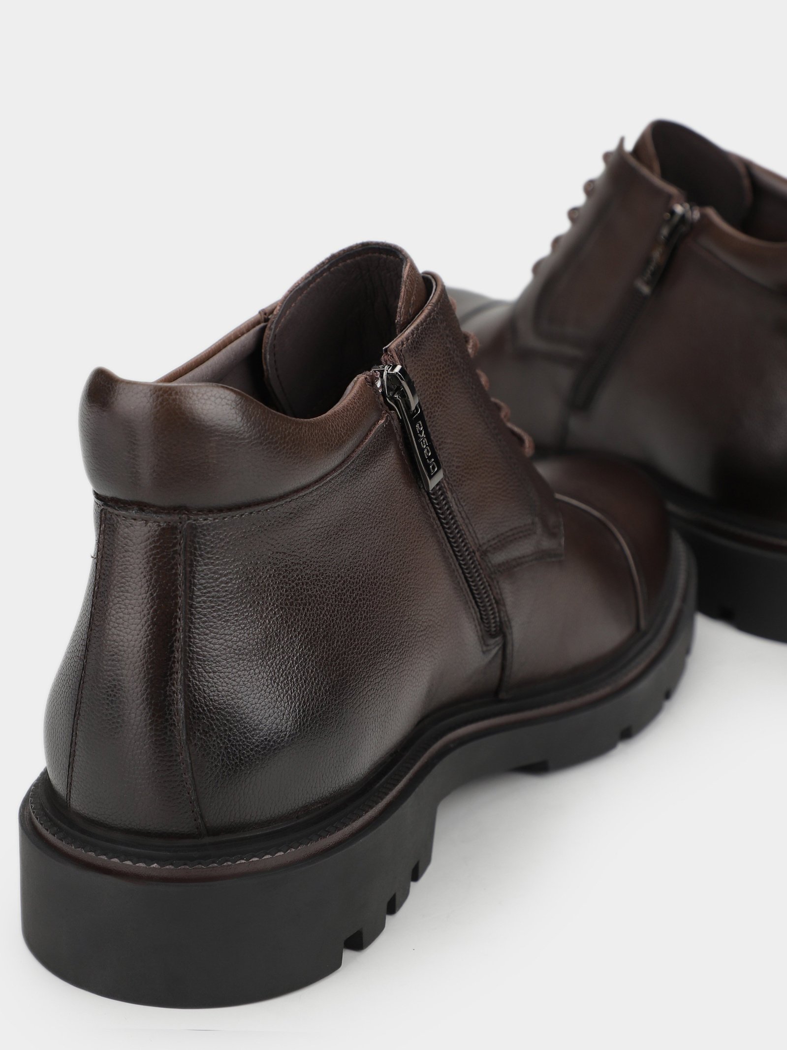 Черевики та чоботи Чоловічі Braska